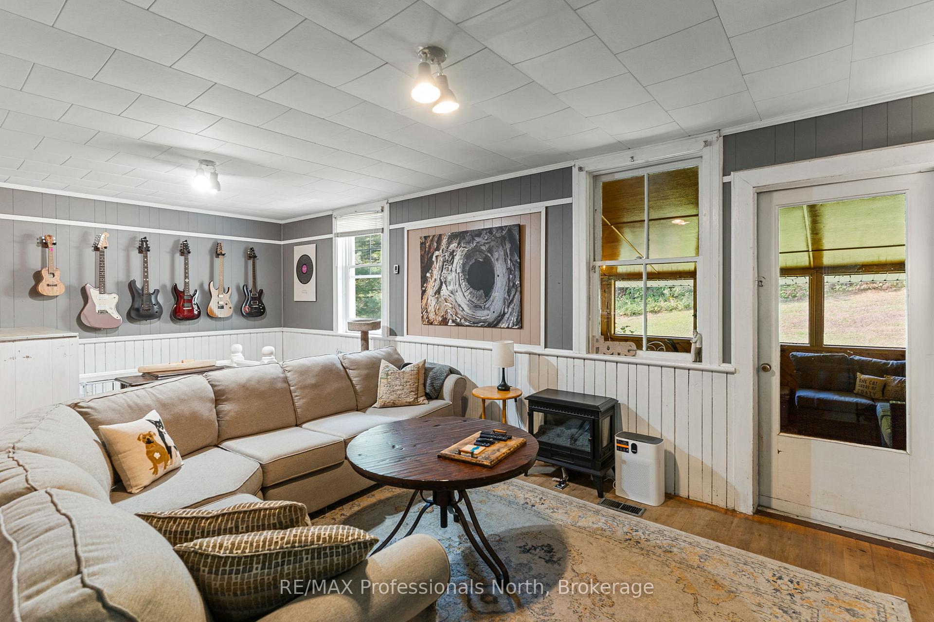 Photo 11 of 9357 Highway 118, Minden Hills, Minden — HOMEH