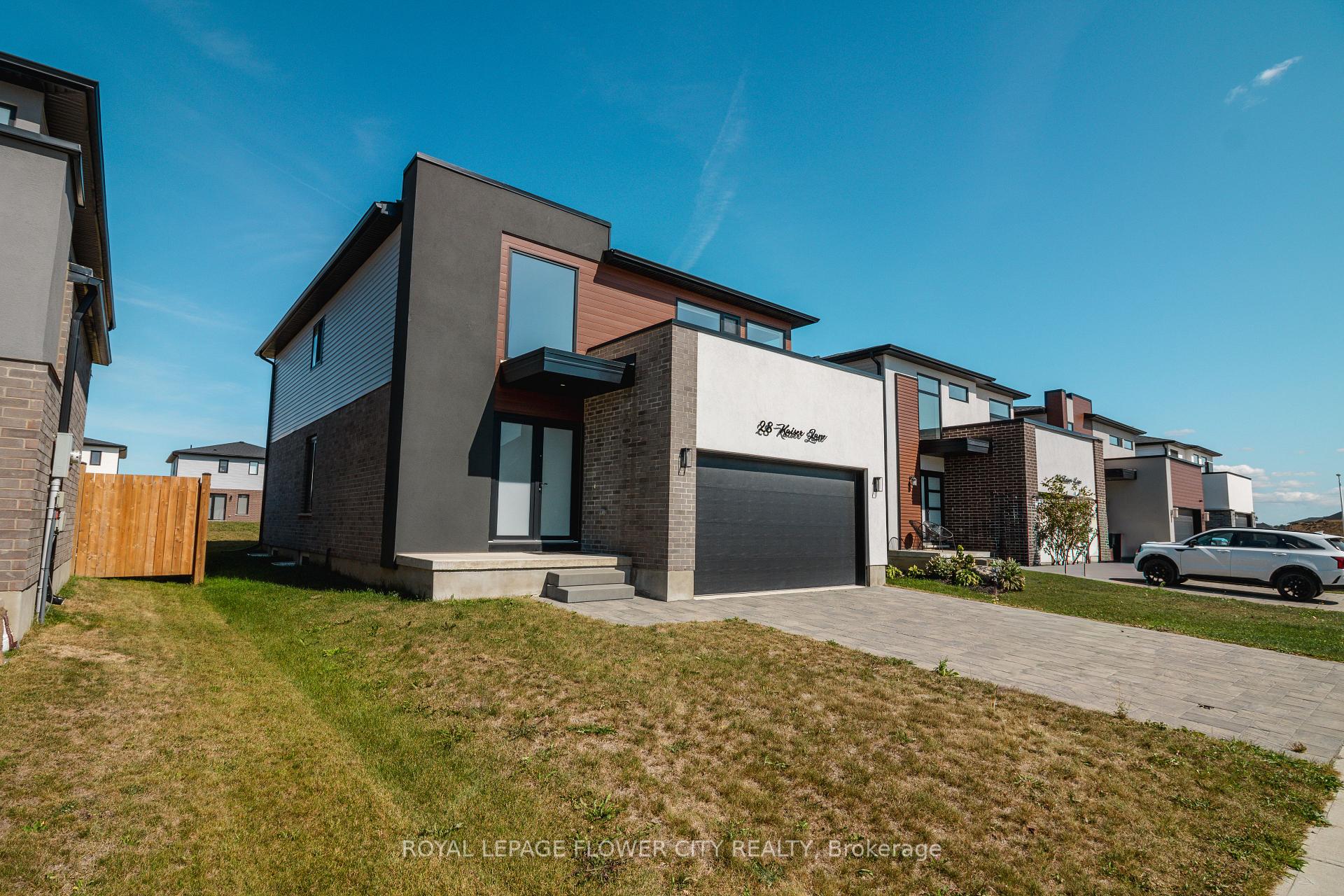 Photo 3 of 28 Kaiser Lane, Middlesex Centre, Komoka — HOMEH