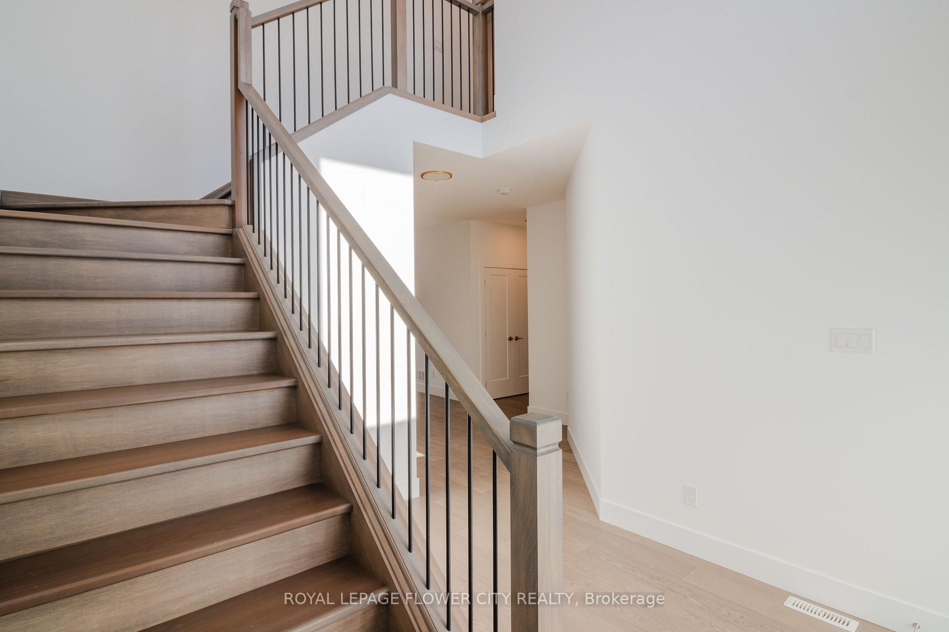 Photo 5 of 28 Kaiser Lane, Middlesex Centre, Komoka — HOMEH