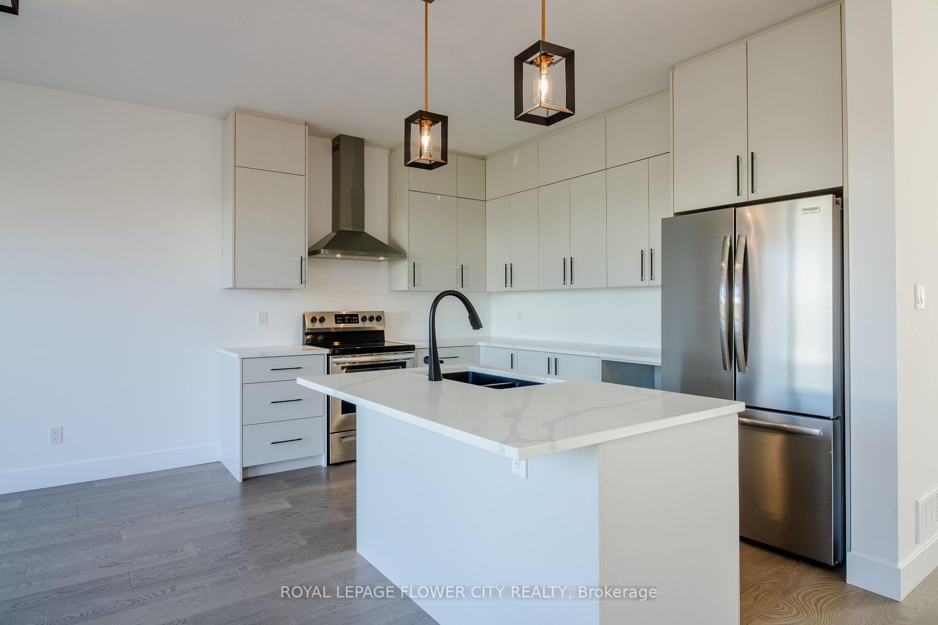 Photo 13 of 28 Kaiser Lane, Middlesex Centre, Komoka — HOMEH
