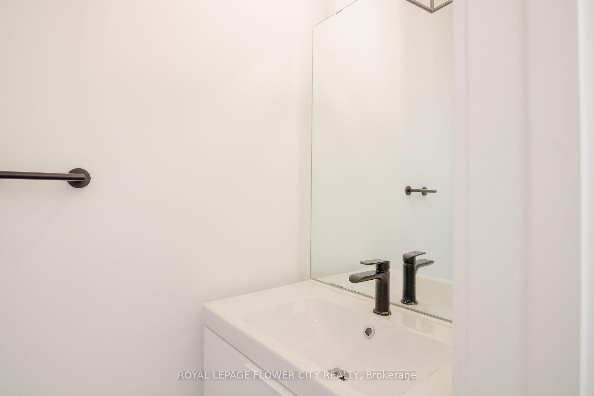 Photo 15 of 28 Kaiser Lane, Middlesex Centre, Komoka — HOMEH