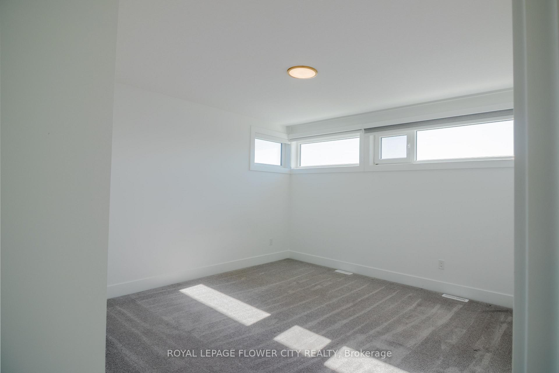 Photo 20 of 28 Kaiser Lane, Middlesex Centre, Komoka — HOMEH