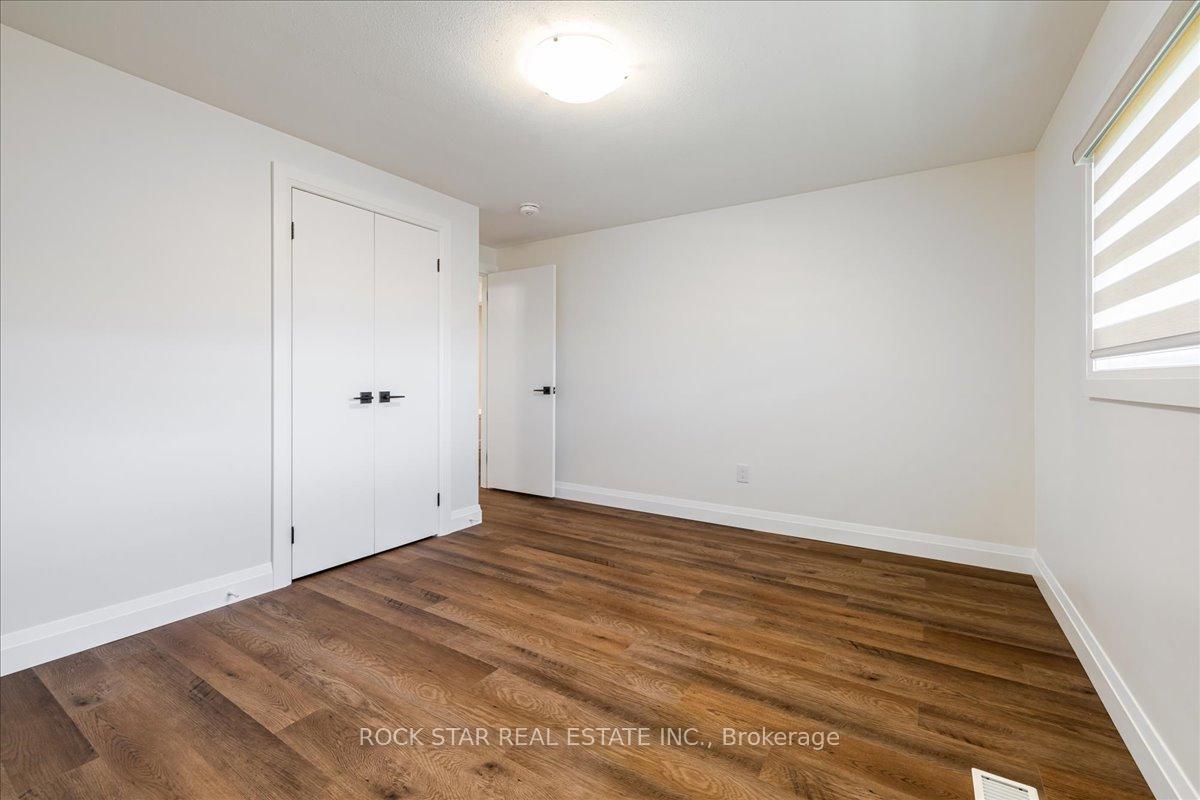 Photo 13 of Unit UPPER, 258 Pottruff Road N, Hamilton, Kentley — HOMEH