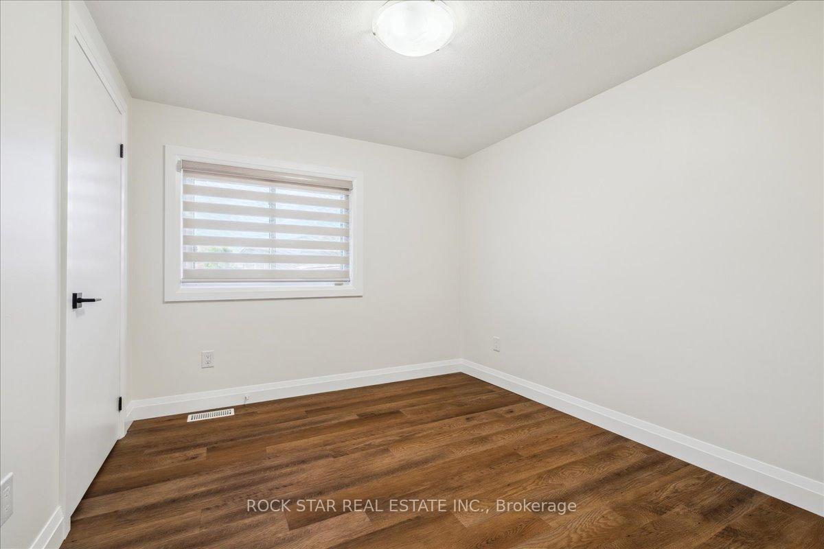 Photo 14 of Unit UPPER, 258 Pottruff Road N, Hamilton, Kentley — HOMEH
