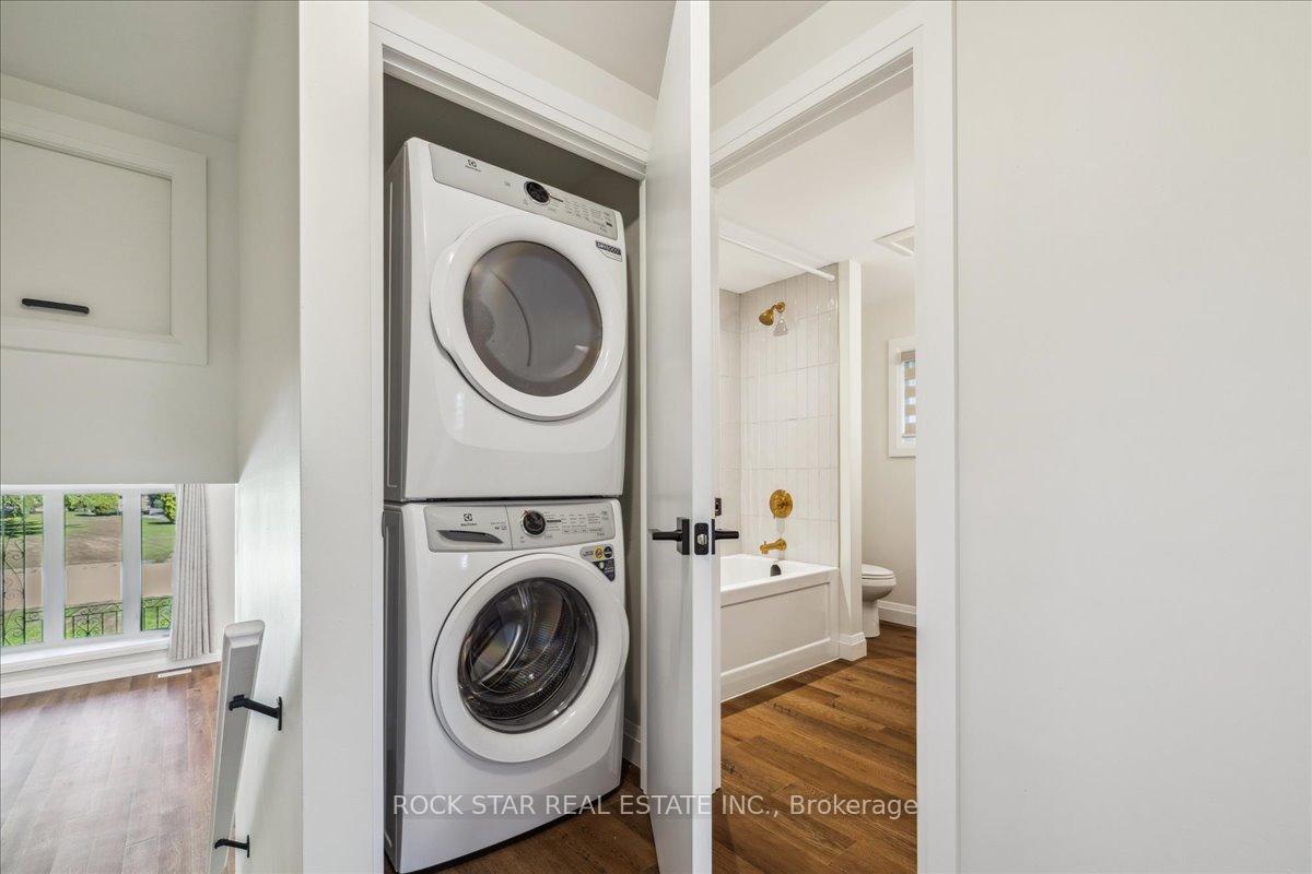 Photo 15 of Unit UPPER, 258 Pottruff Road N, Hamilton, Kentley — HOMEH