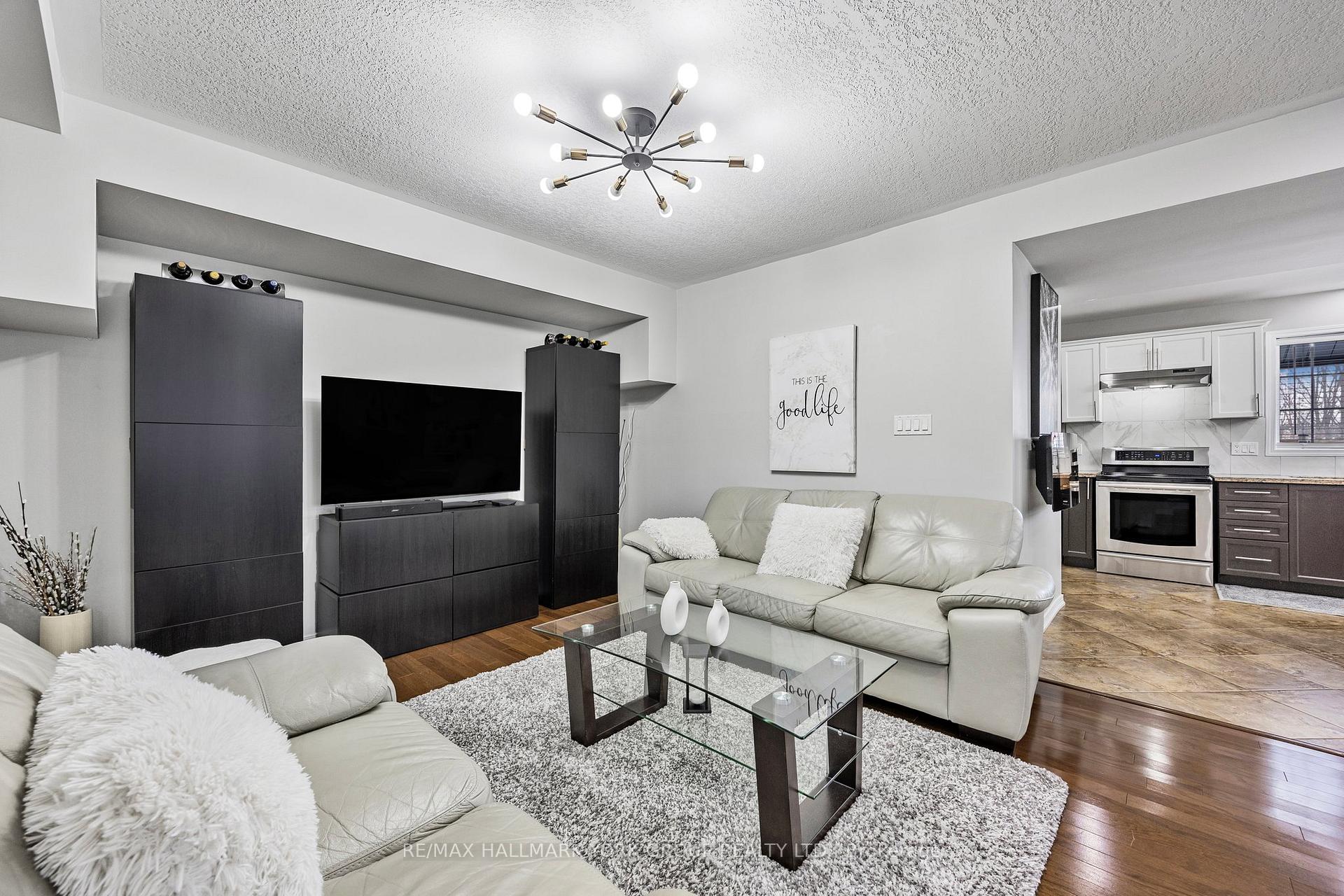 Photo 2 of 1426 Sheldon Street, Innisfil, Alcona — HOMEH