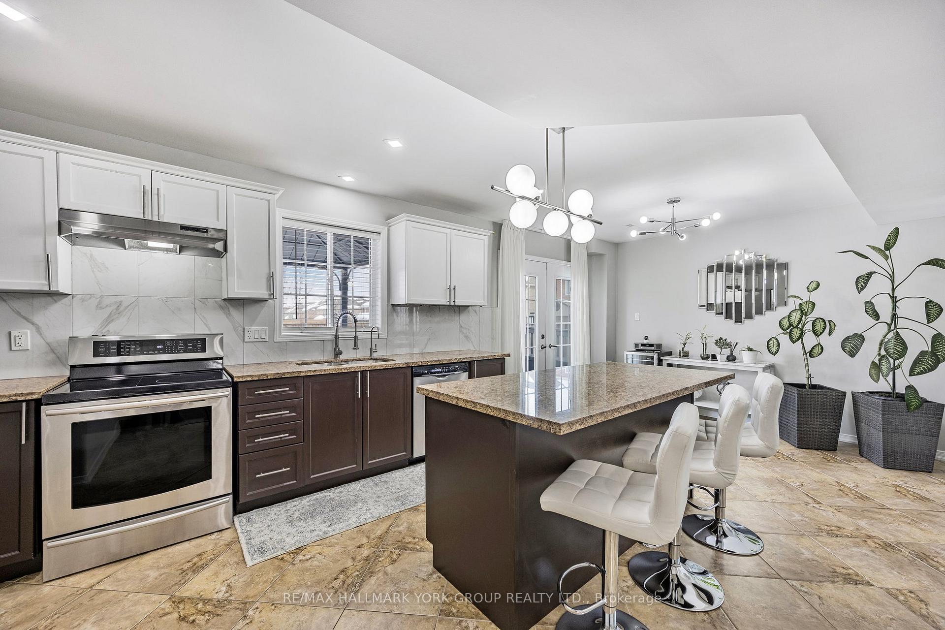 Photo 4 of 1426 Sheldon Street, Innisfil, Alcona — HOMEH