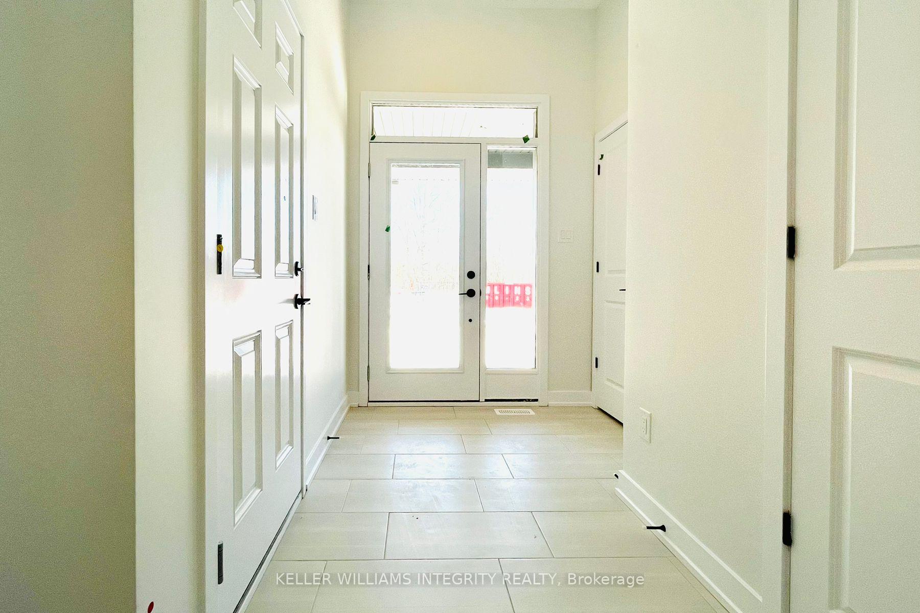 Photo 2 of 706 Newstead Crescent, Ottawa, Kanata - Kanata Lakes/Heritage Hills — HOMEH