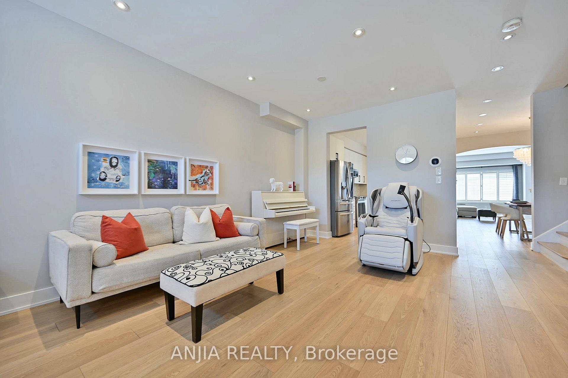 Photo 5 of 73 Shady Oaks Avenue, Markham, Cornell — HOMEH
