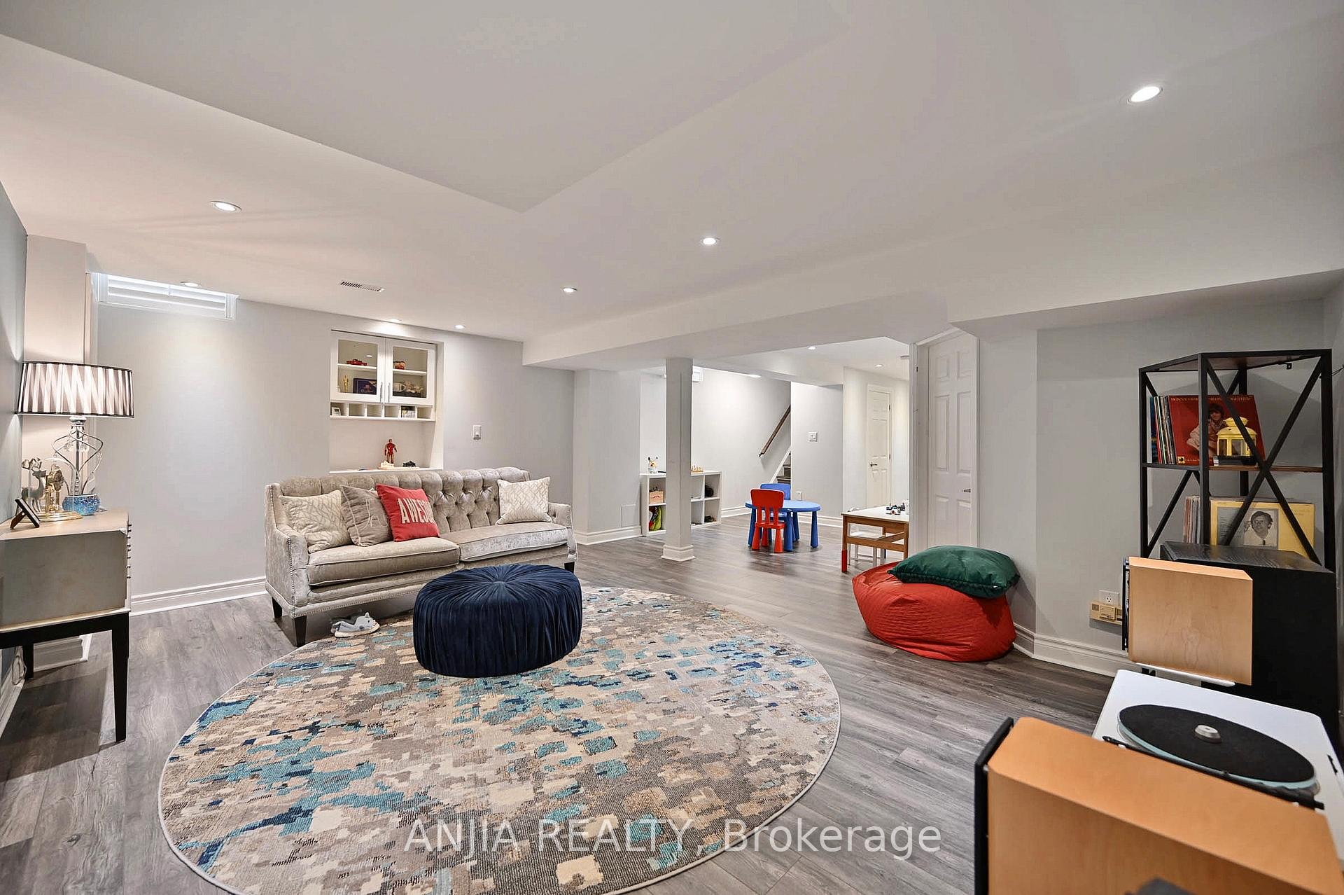 Photo 39 of 73 Shady Oaks Avenue, Markham, Cornell — HOMEH