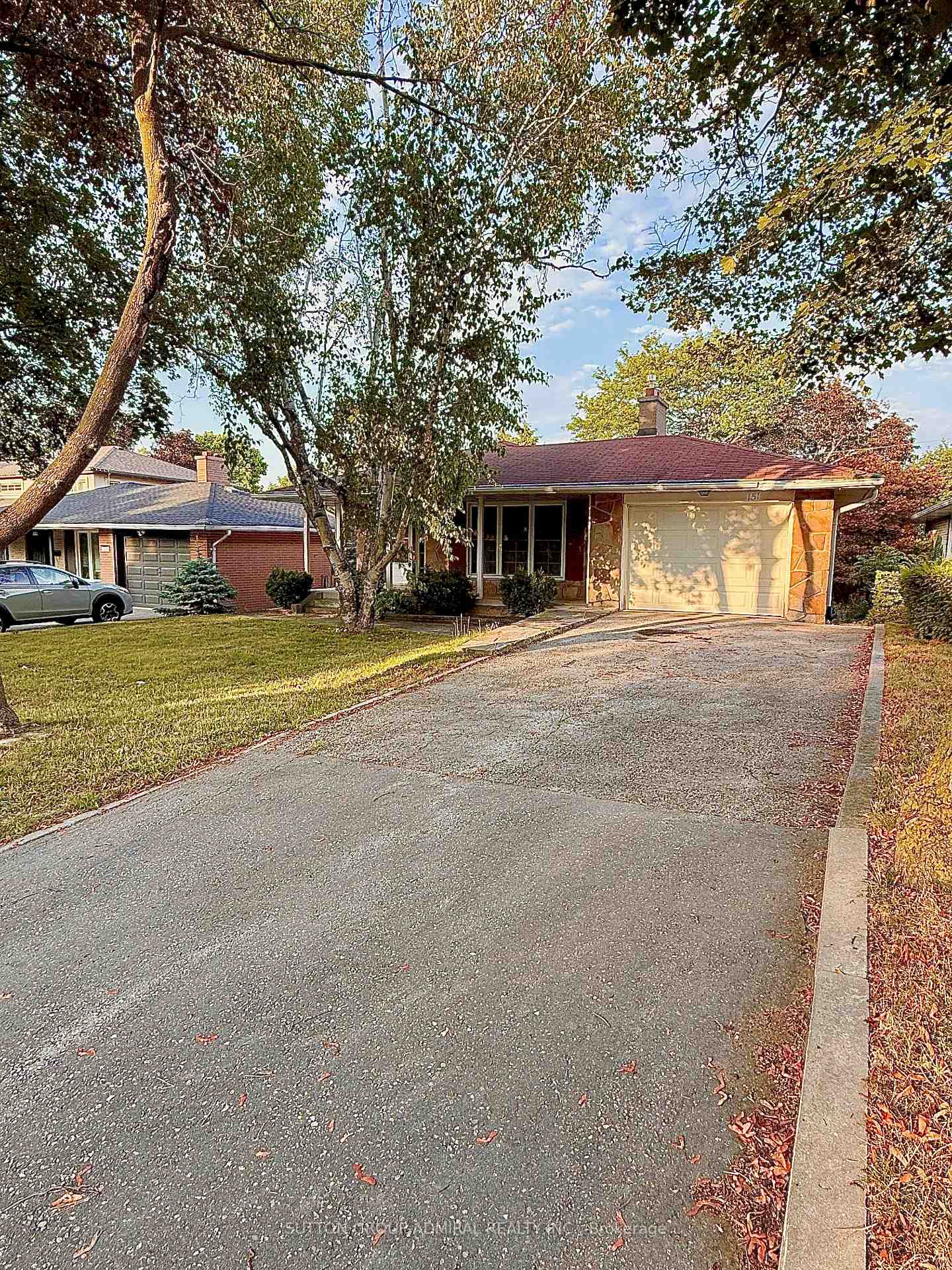Photo 2 of 151 Highland Park Boulevard, Markham, Grandview — HOMEH