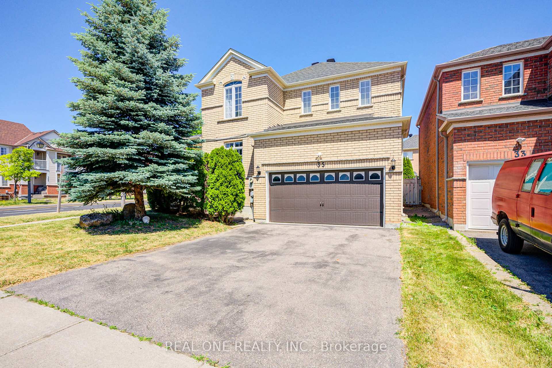 Photo 1 of 35 Ridgecrest Road, Markham, Berczy — HOMEH