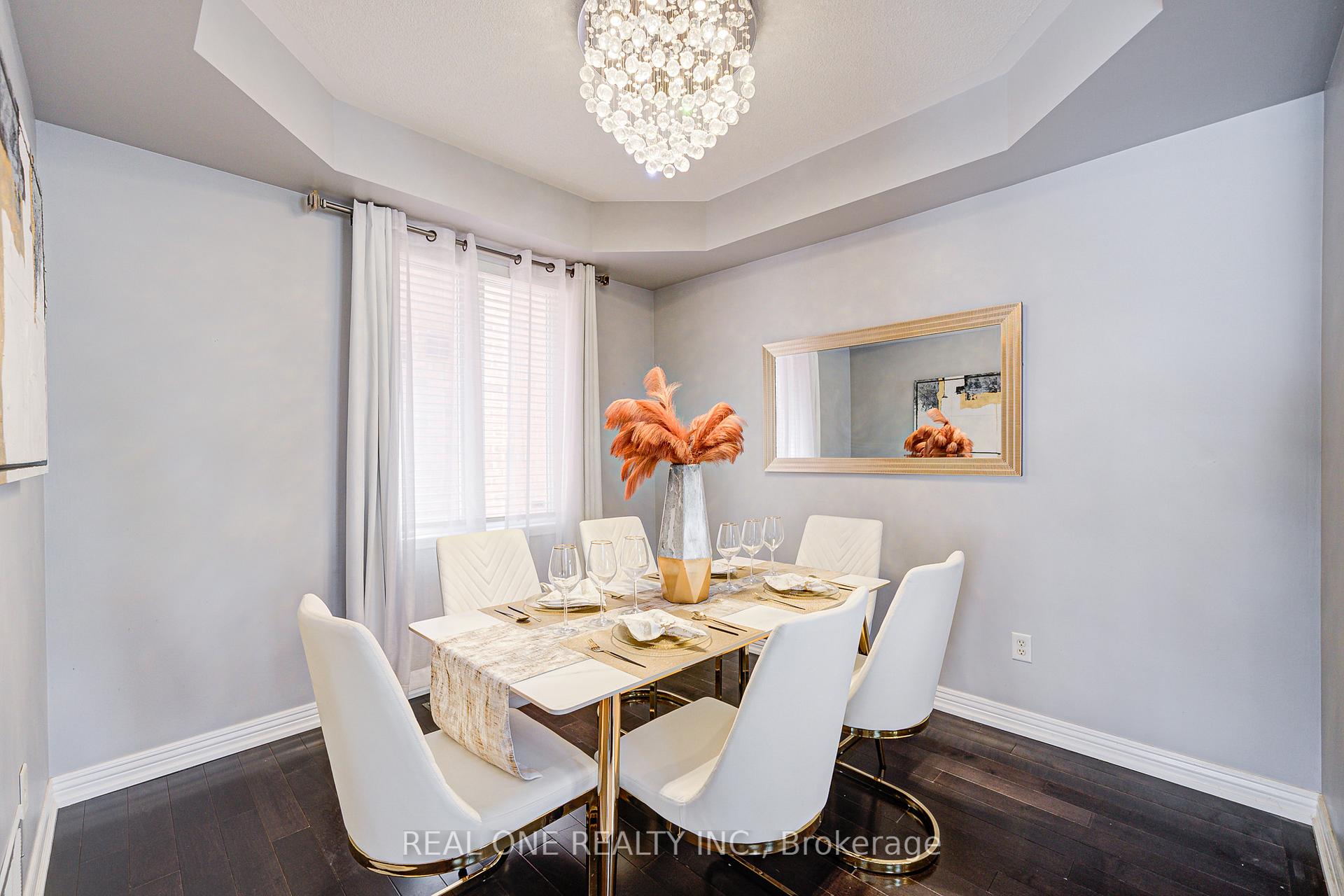 Photo 7 of 35 Ridgecrest Road, Markham, Berczy — HOMEH