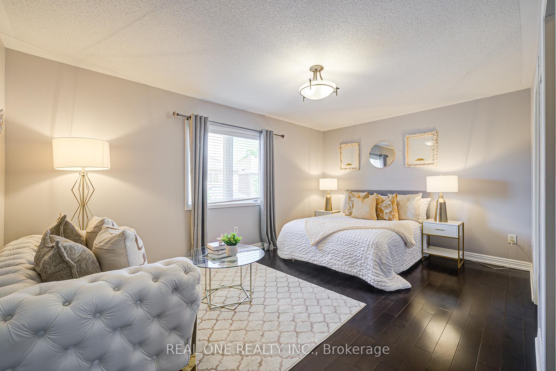 Photo 16 of 35 Ridgecrest Road, Markham, Berczy — HOMEH