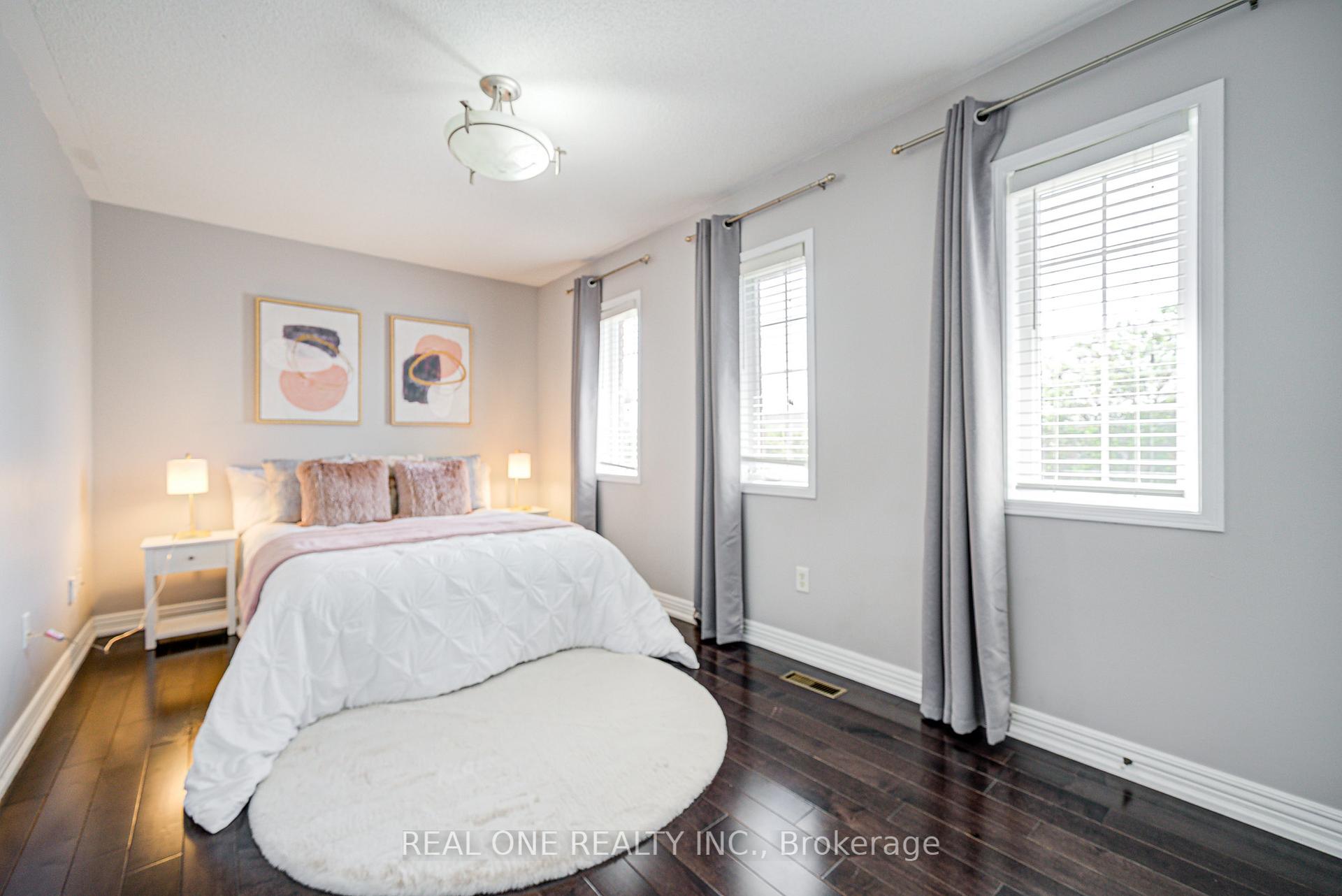 Photo 21 of 35 Ridgecrest Road, Markham, Berczy — HOMEH