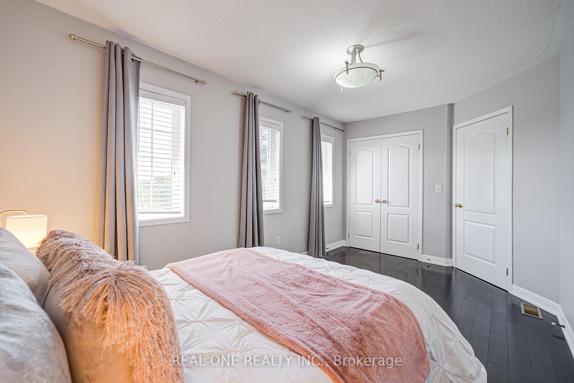 Photo 22 of 35 Ridgecrest Road, Markham, Berczy — HOMEH