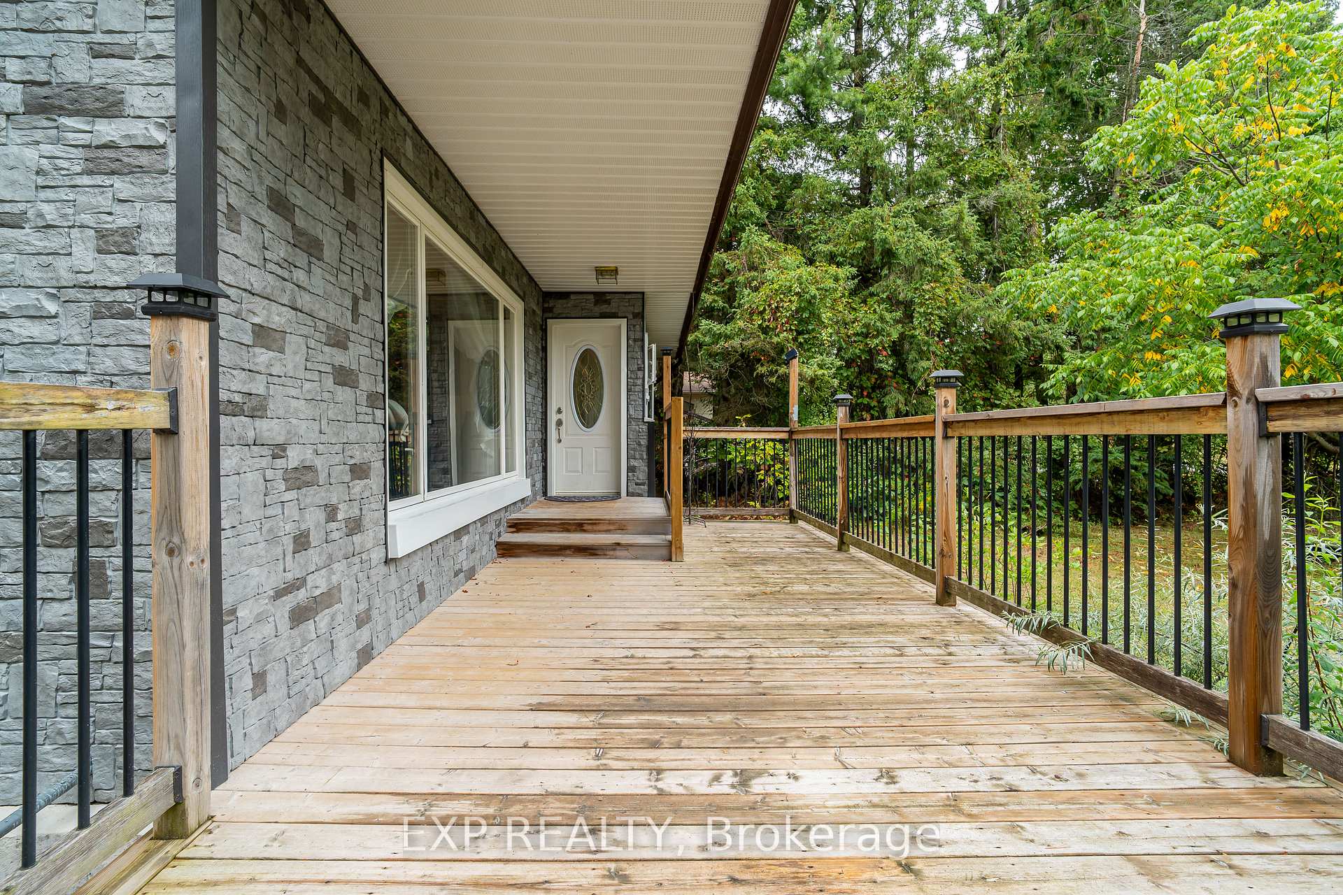 Photo 2 of 1807 Second Line Road, Ottawa, Kanata - Kanata (North West) — HOMEH
