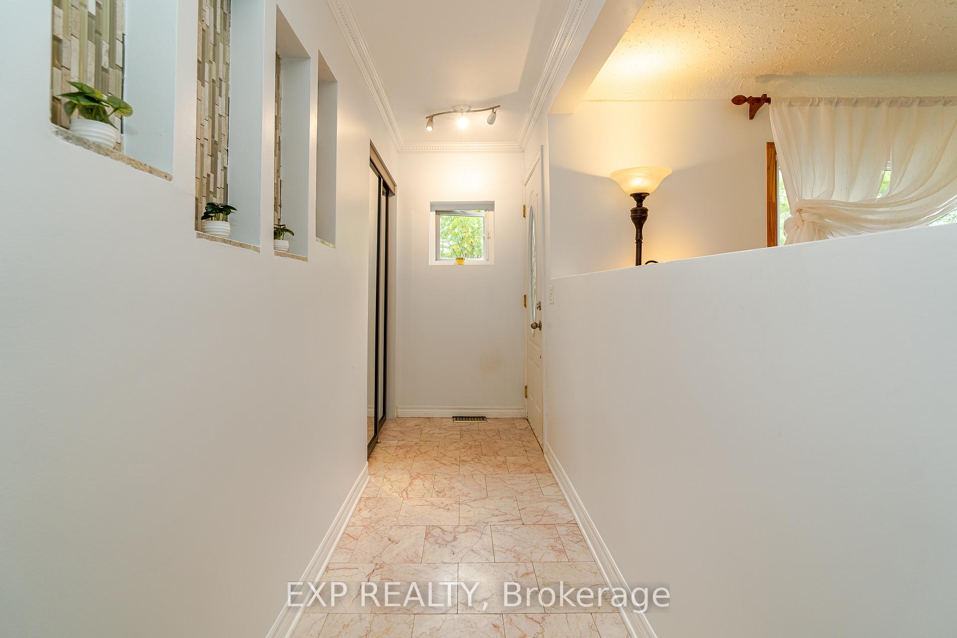 Photo 3 of 1807 Second Line Road, Ottawa, Kanata - Kanata (North West) — HOMEH