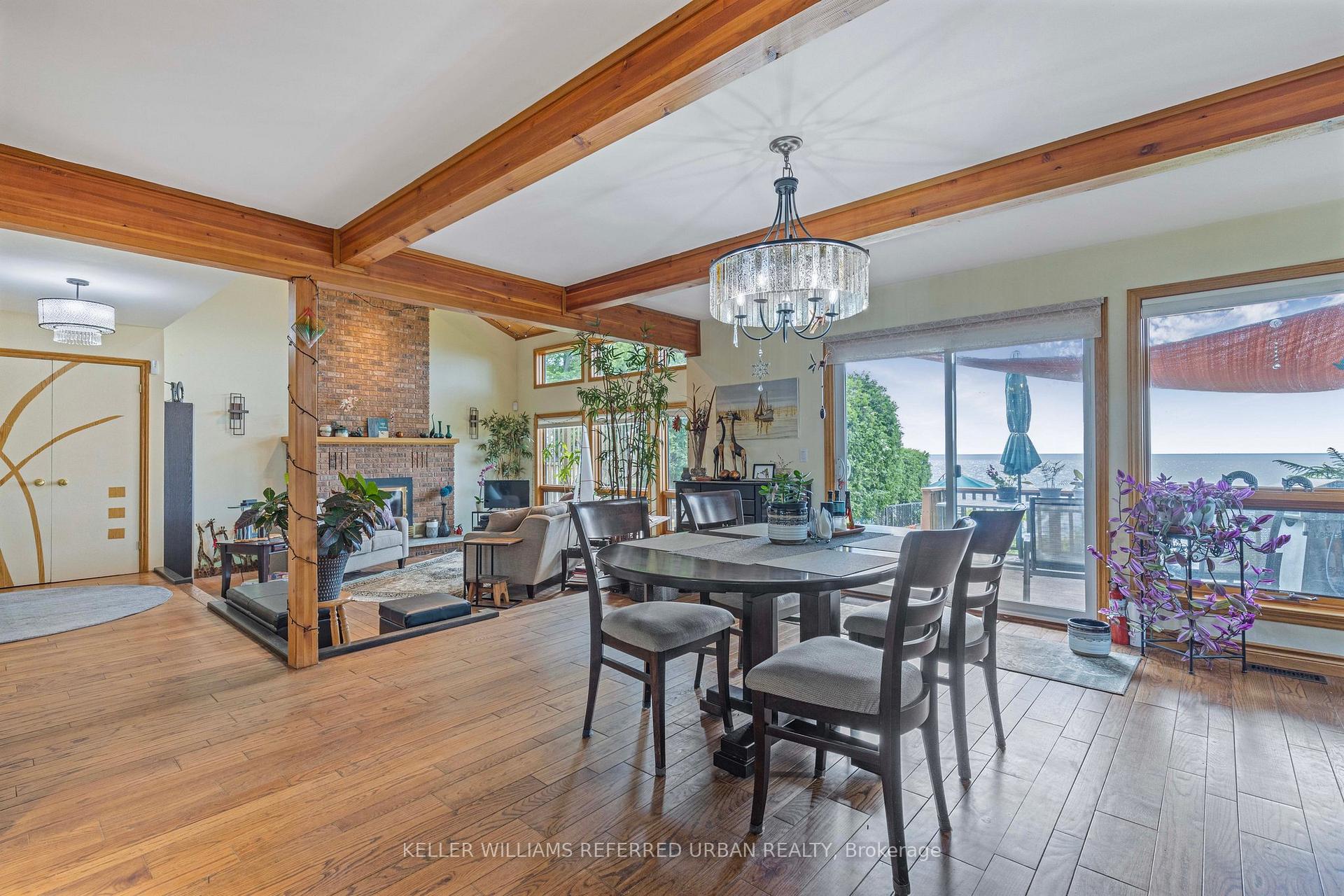 Photo 8 of 3539 Crescent Harbour Road, Innisfil, Rural Innisfil — HOMEH