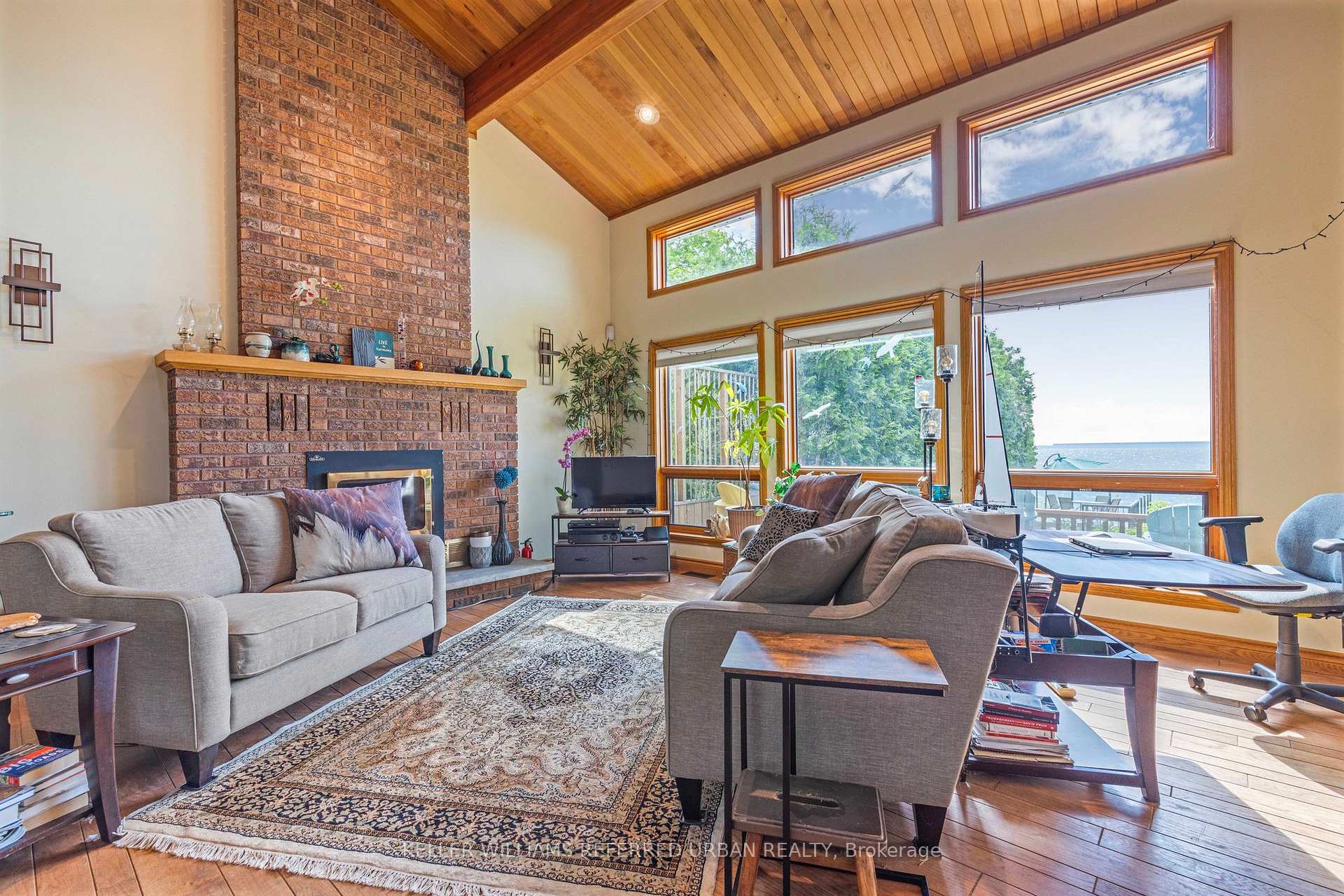 Photo 10 of 3539 Crescent Harbour Road, Innisfil, Rural Innisfil — HOMEH