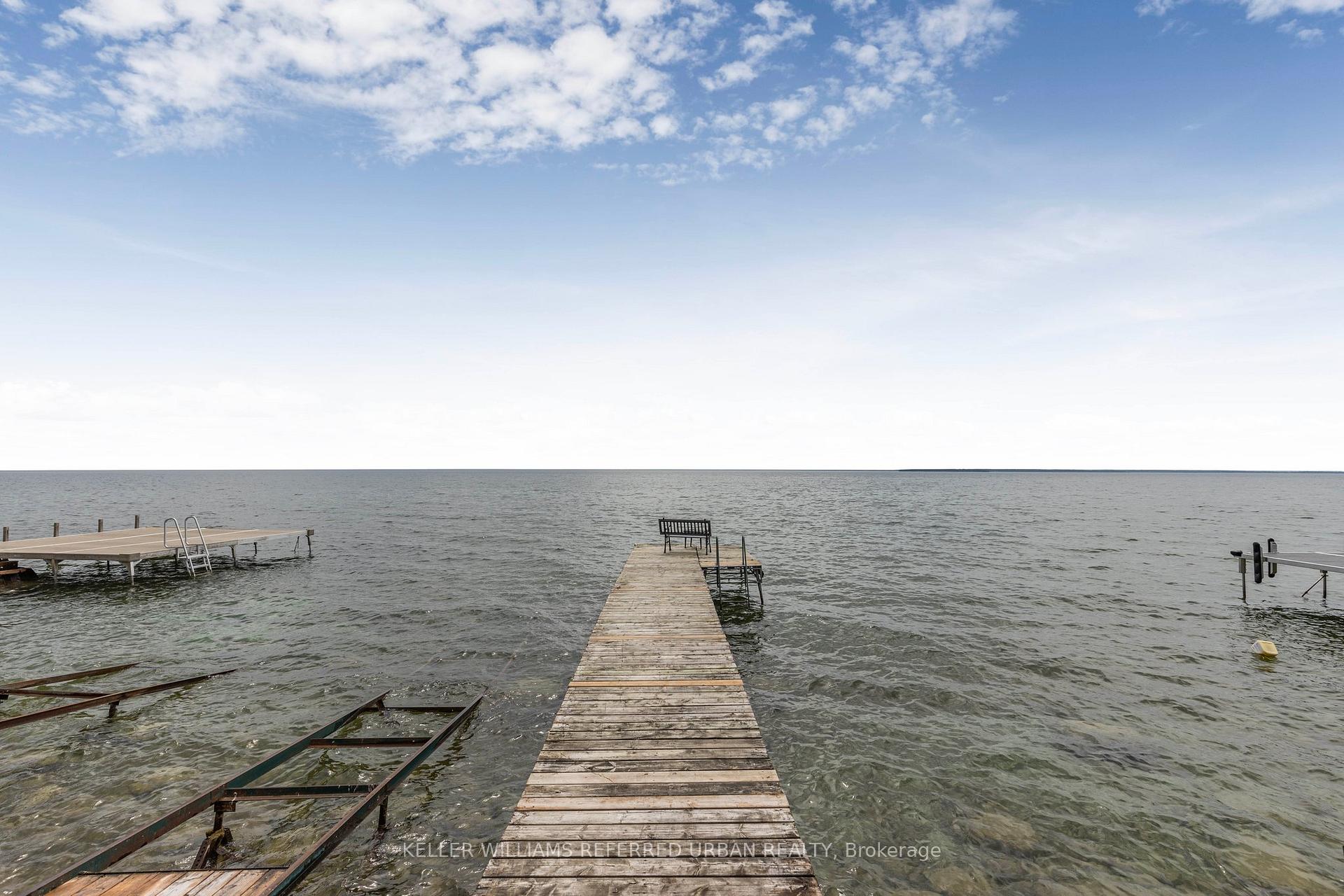 Photo 32 of 3539 Crescent Harbour Road, Innisfil, Rural Innisfil — HOMEH