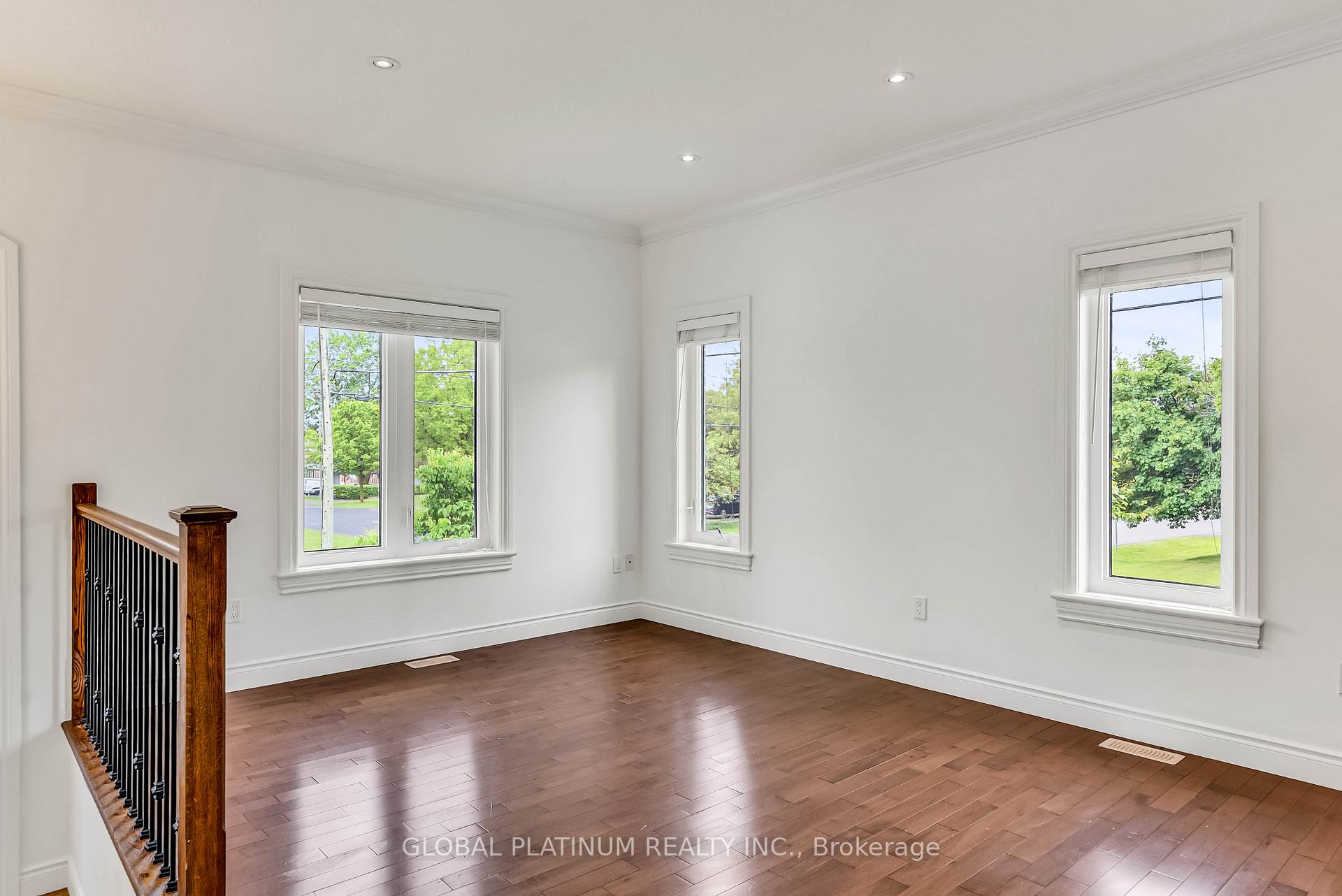 Photo 7 of 111 Schweitzer Street, Kitchener — HOMEH
