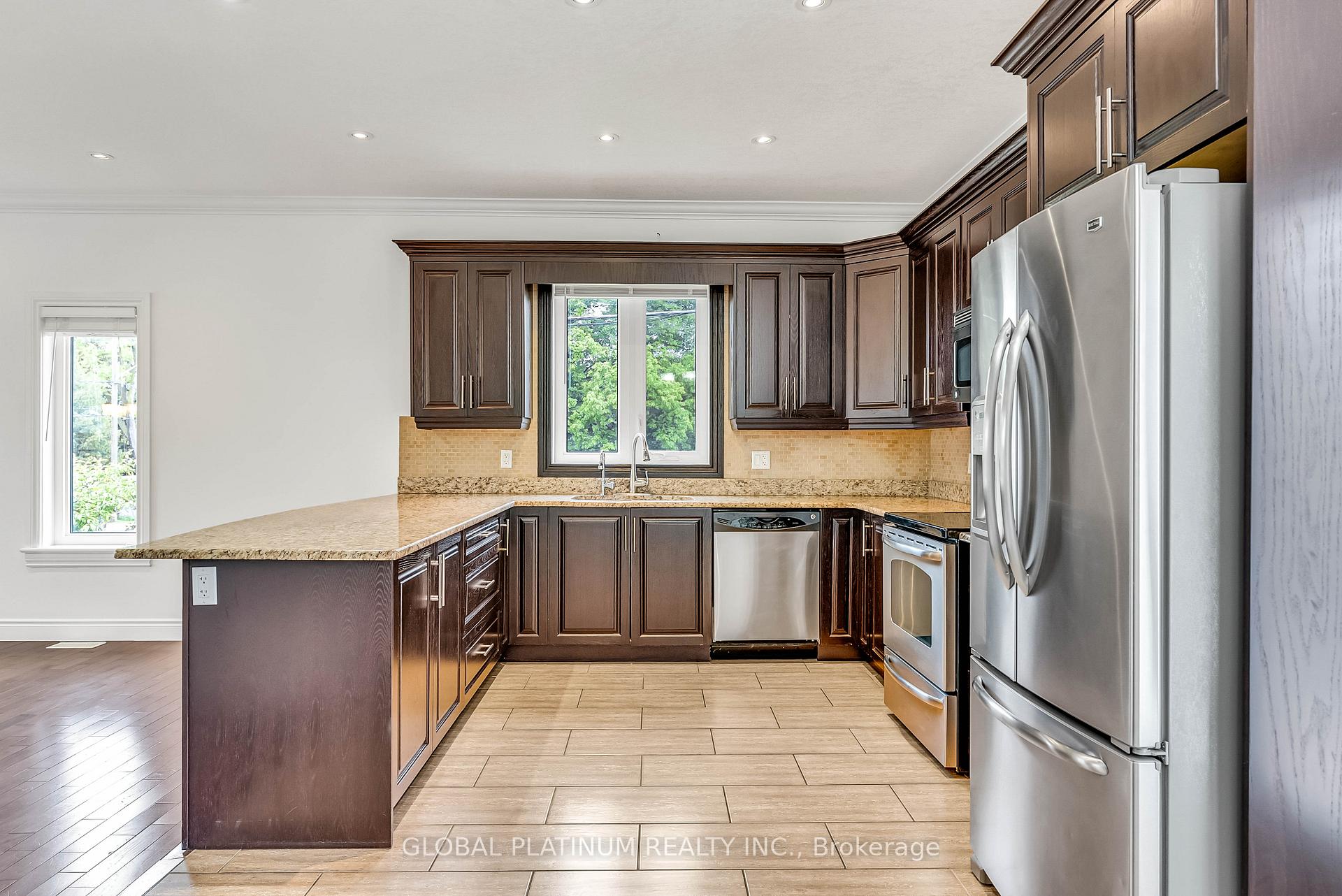 Photo 12 of 111 Schweitzer Street, Kitchener — HOMEH