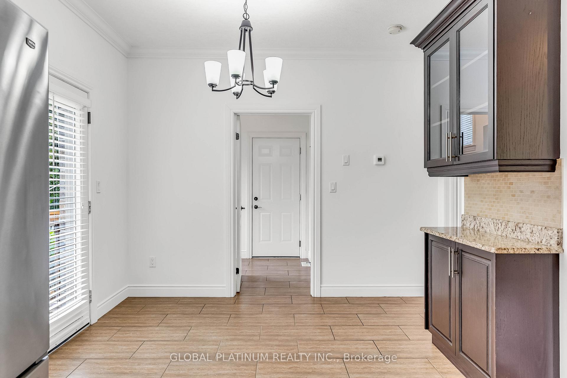 Photo 14 of 111 Schweitzer Street, Kitchener — HOMEH