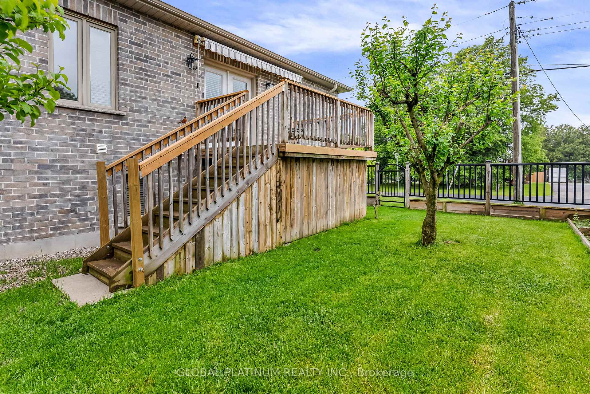Photo 38 of 111 Schweitzer Street, Kitchener — HOMEH