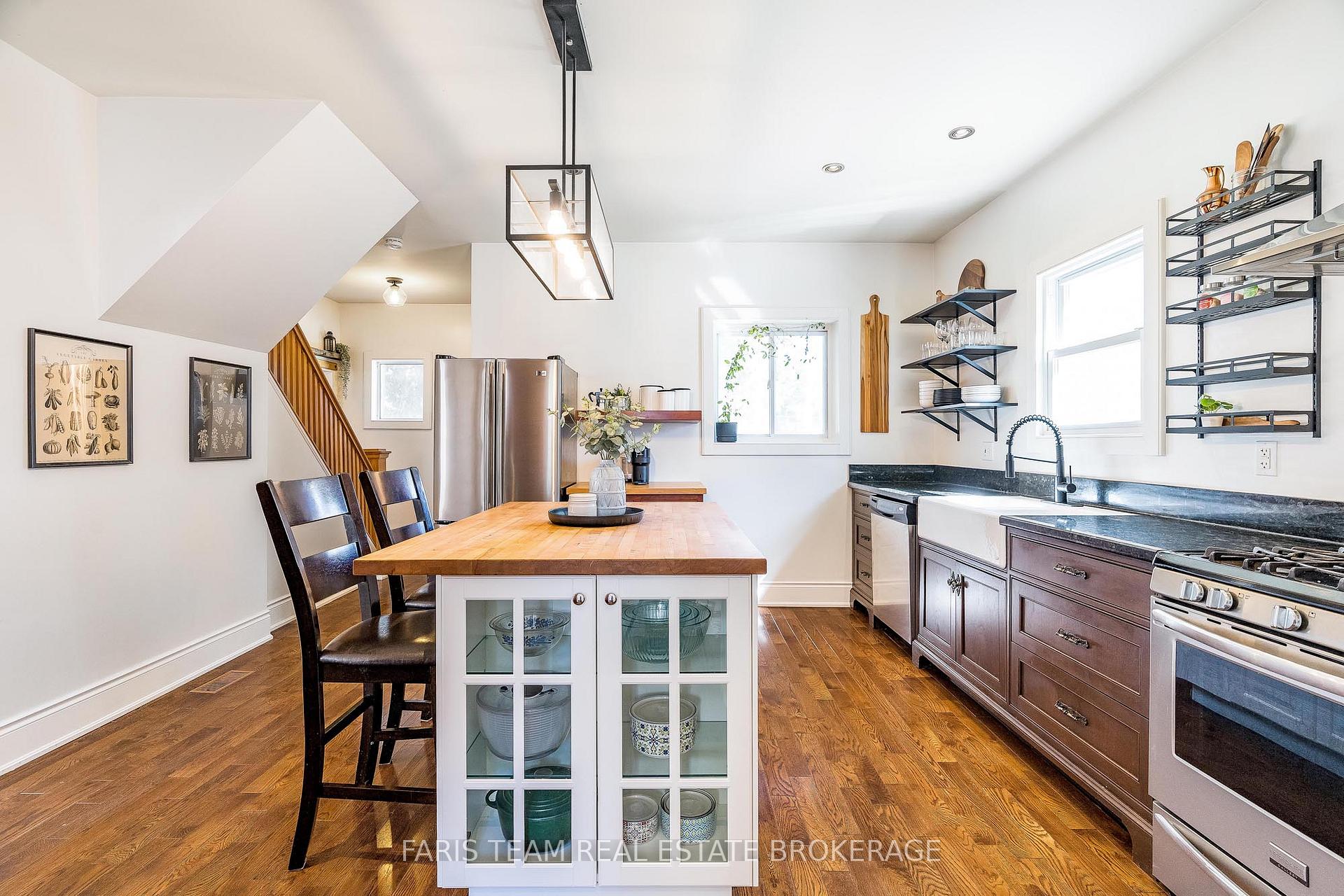 Photo 8 of 412 Manly Street, Midland — HOMEH