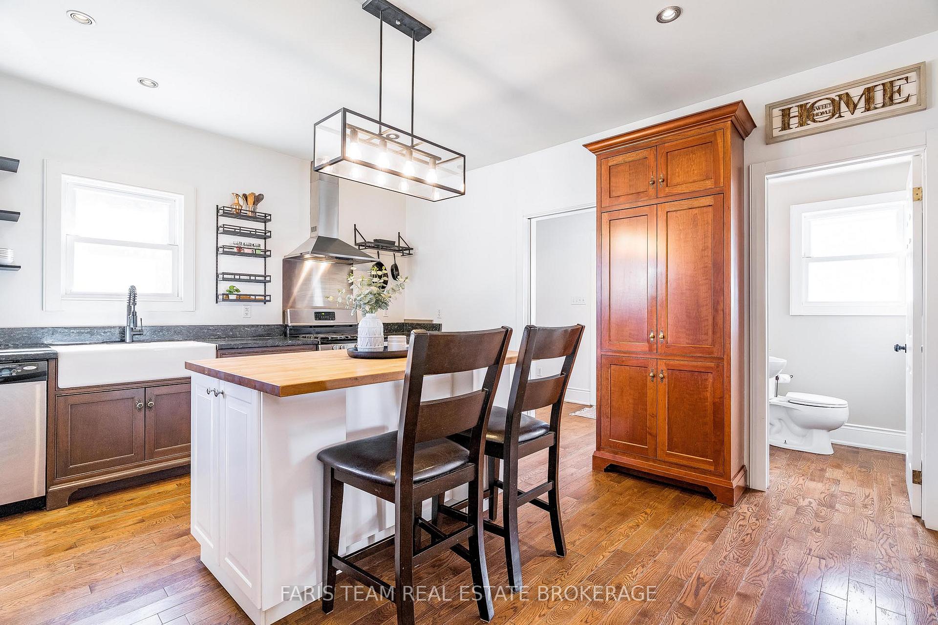 Photo 11 of 412 Manly Street, Midland — HOMEH