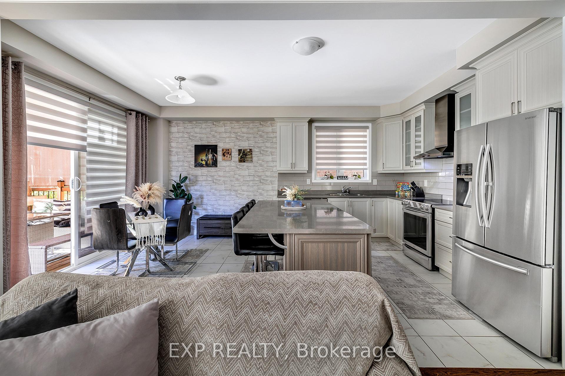 Photo 9 of 1394 Day Terrace, Milton, Ford — HOMEH