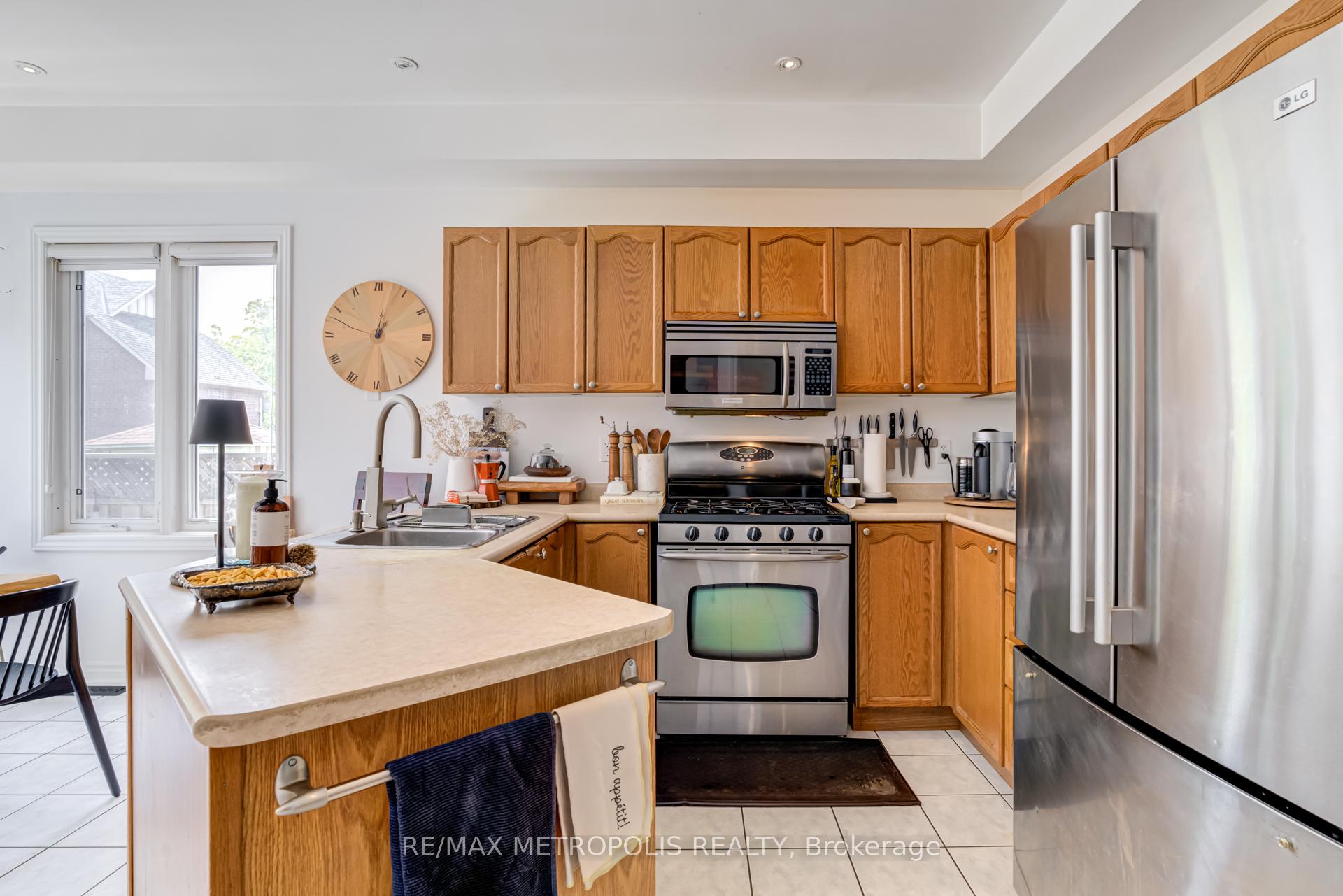 Photo 12 of 19 Miramar Drive, Markham, Greensborough — HOMEH