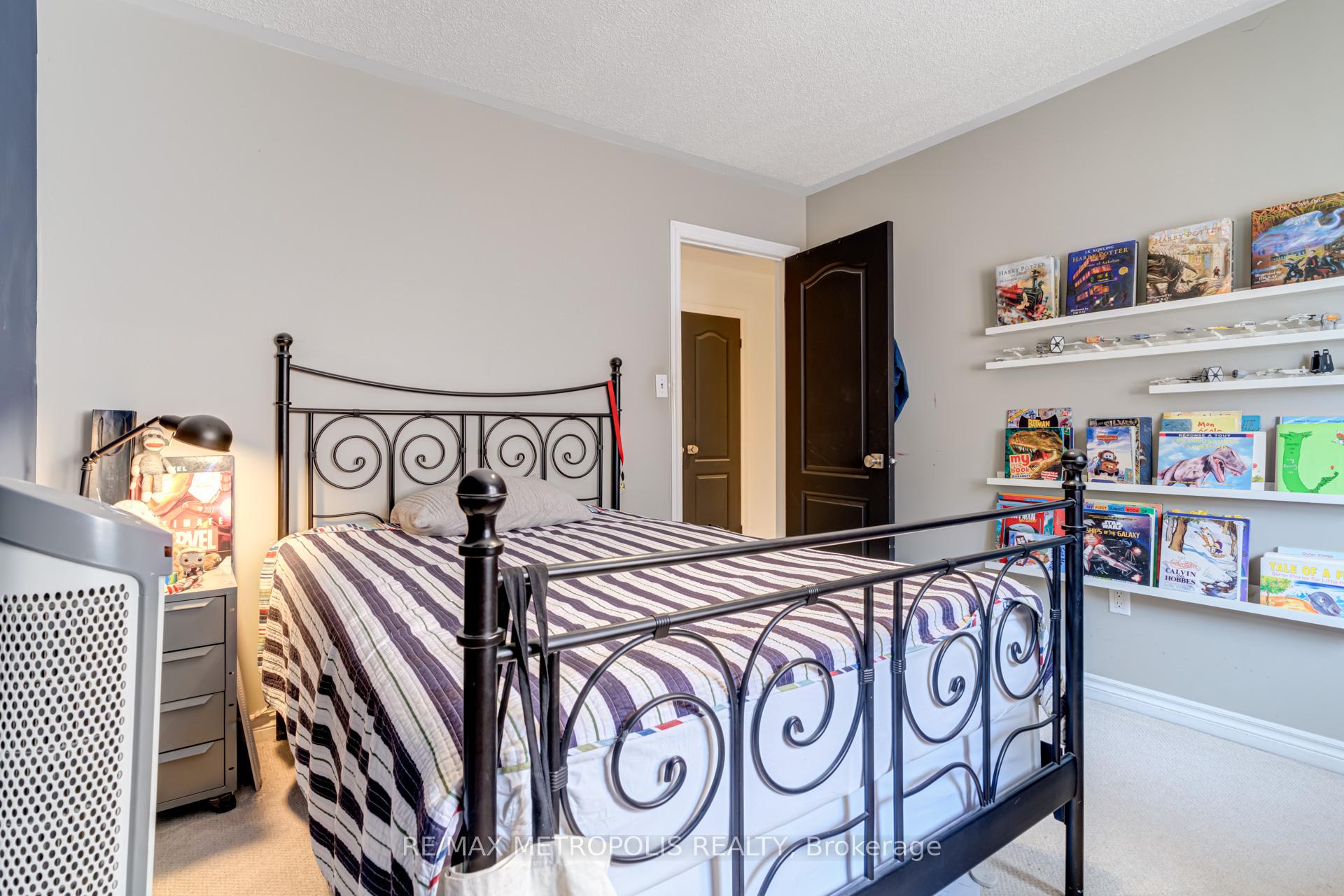 Photo 27 of 19 Miramar Drive, Markham, Greensborough — HOMEH
