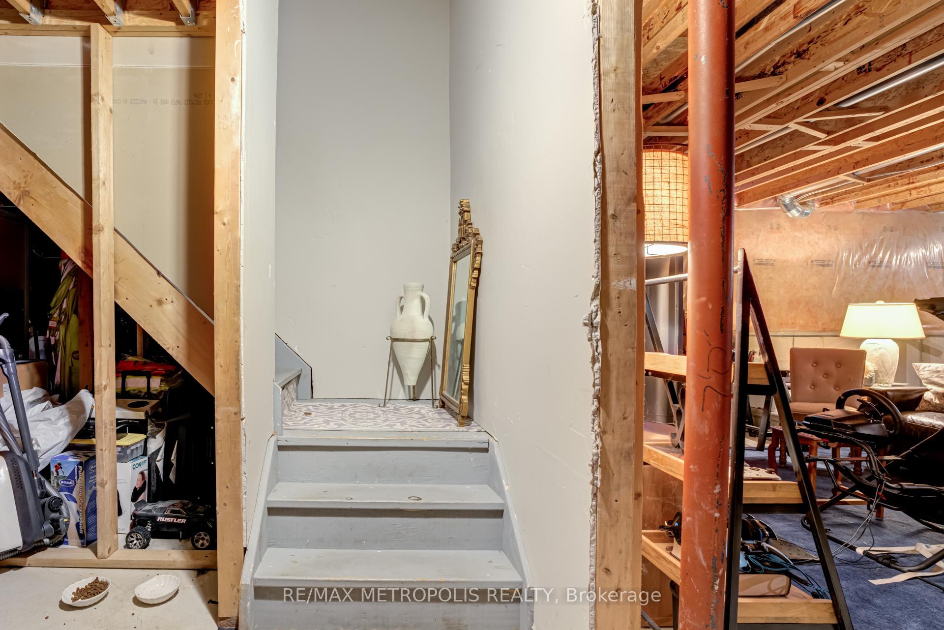 Photo 33 of 19 Miramar Drive, Markham, Greensborough — HOMEH