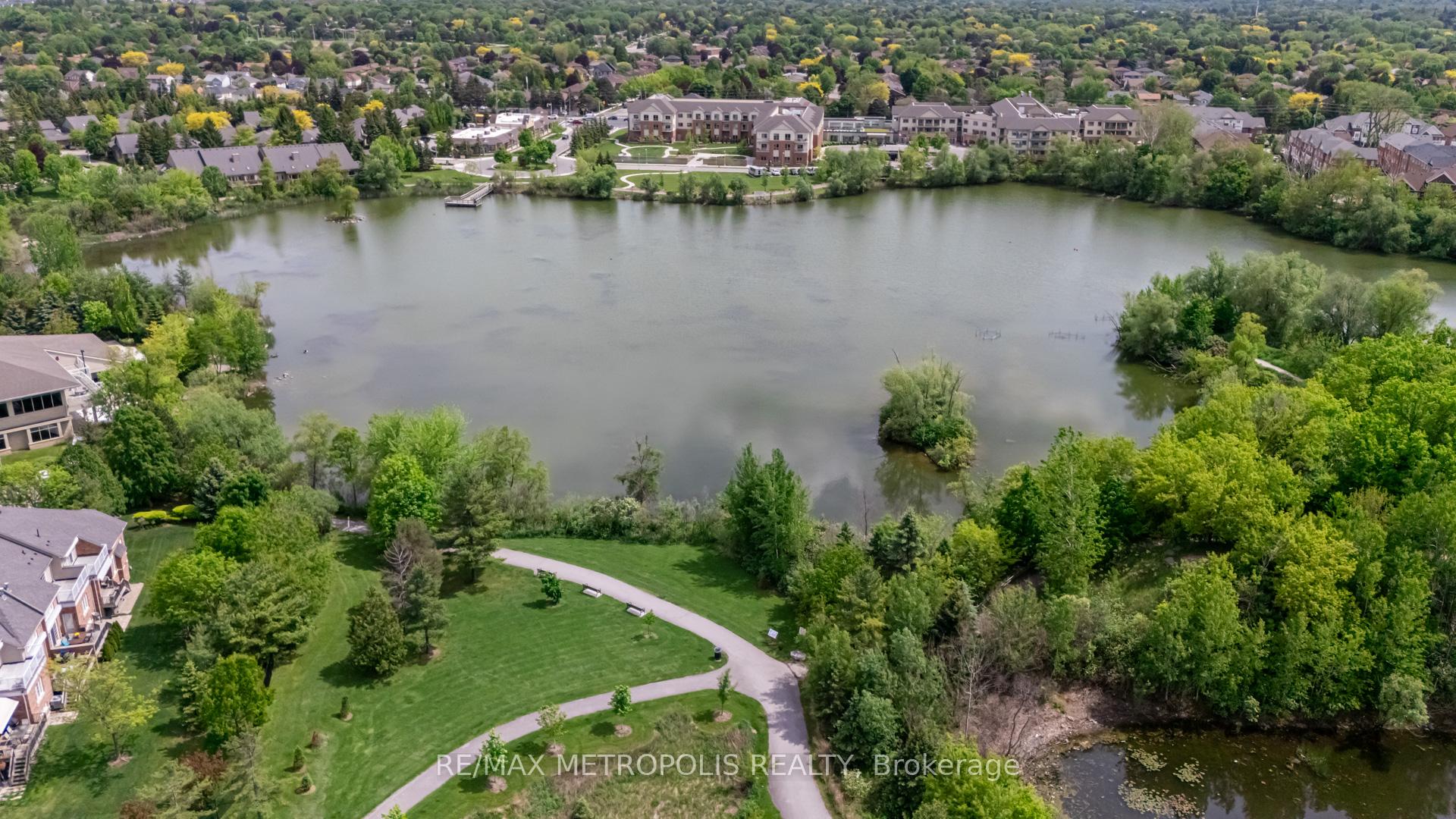 Photo 40 of 19 Miramar Drive, Markham, Greensborough — HOMEH