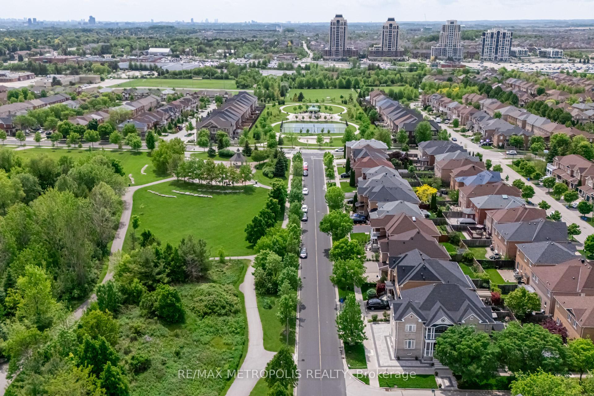 Photo 41 of 19 Miramar Drive, Markham, Greensborough — HOMEH