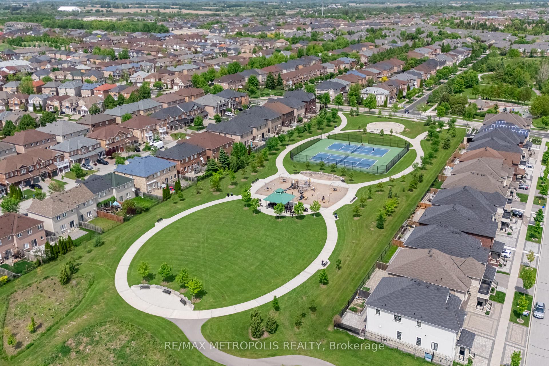 Photo 42 of 19 Miramar Drive, Markham, Greensborough — HOMEH