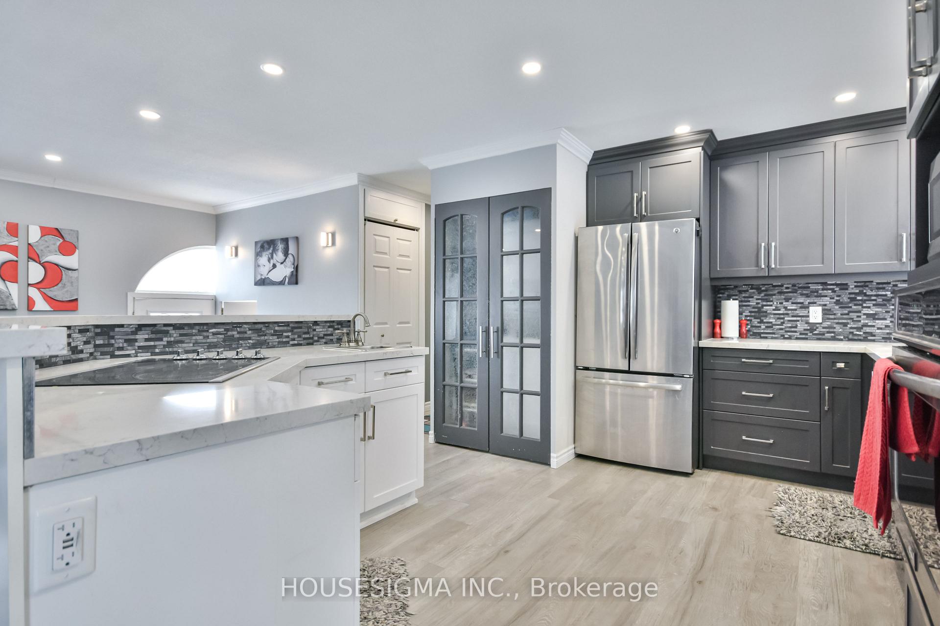 Photo 10 of 229 Sunset Crescent, Innisfil, Stroud — HOMEH