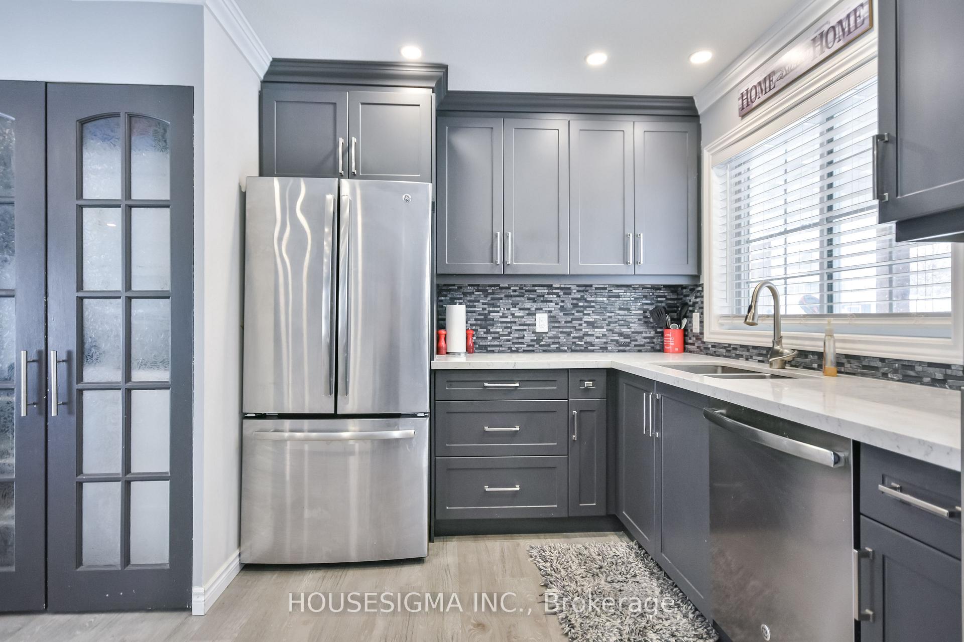Photo 11 of 229 Sunset Crescent, Innisfil, Stroud — HOMEH