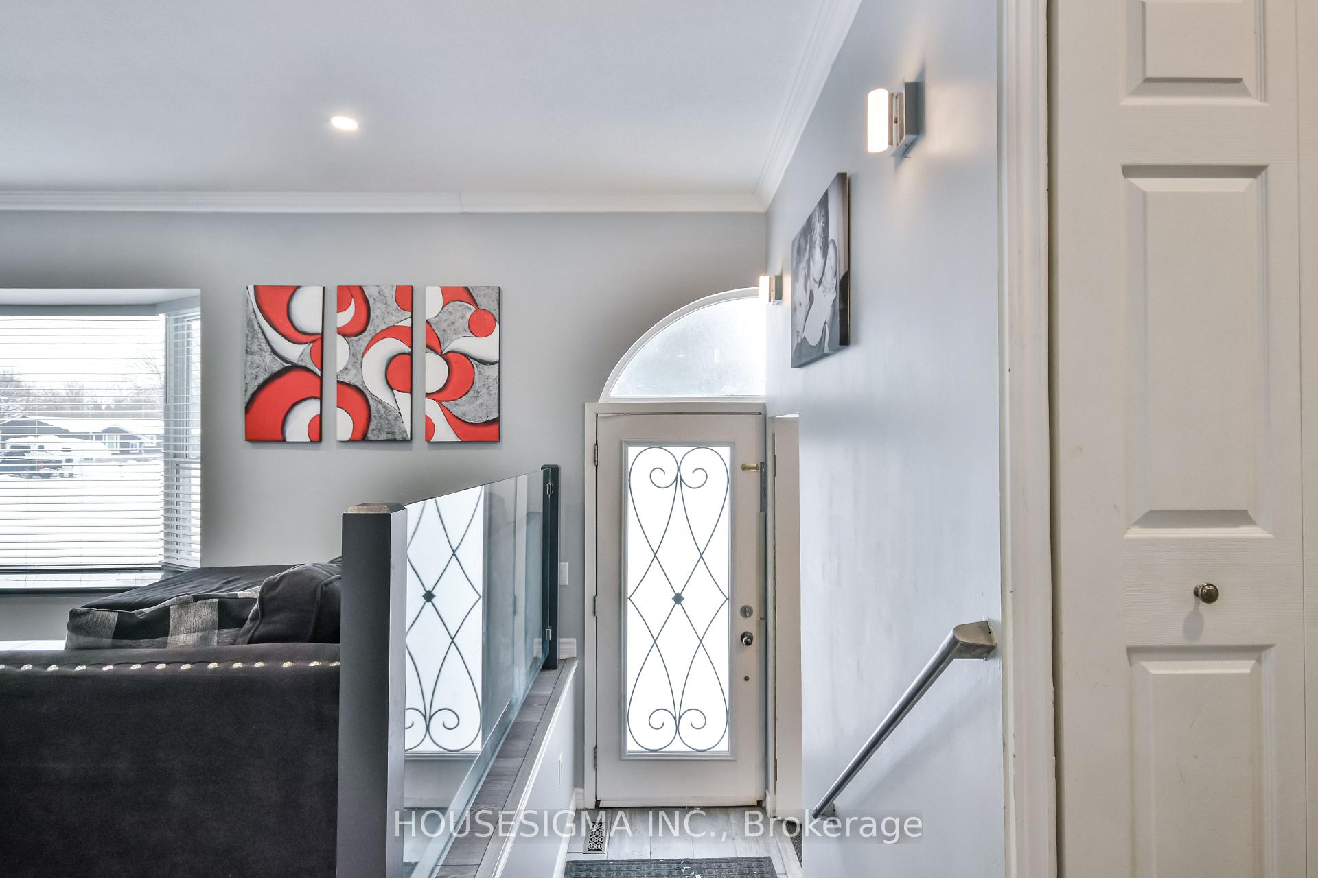 Photo 14 of 229 Sunset Crescent, Innisfil, Stroud — HOMEH