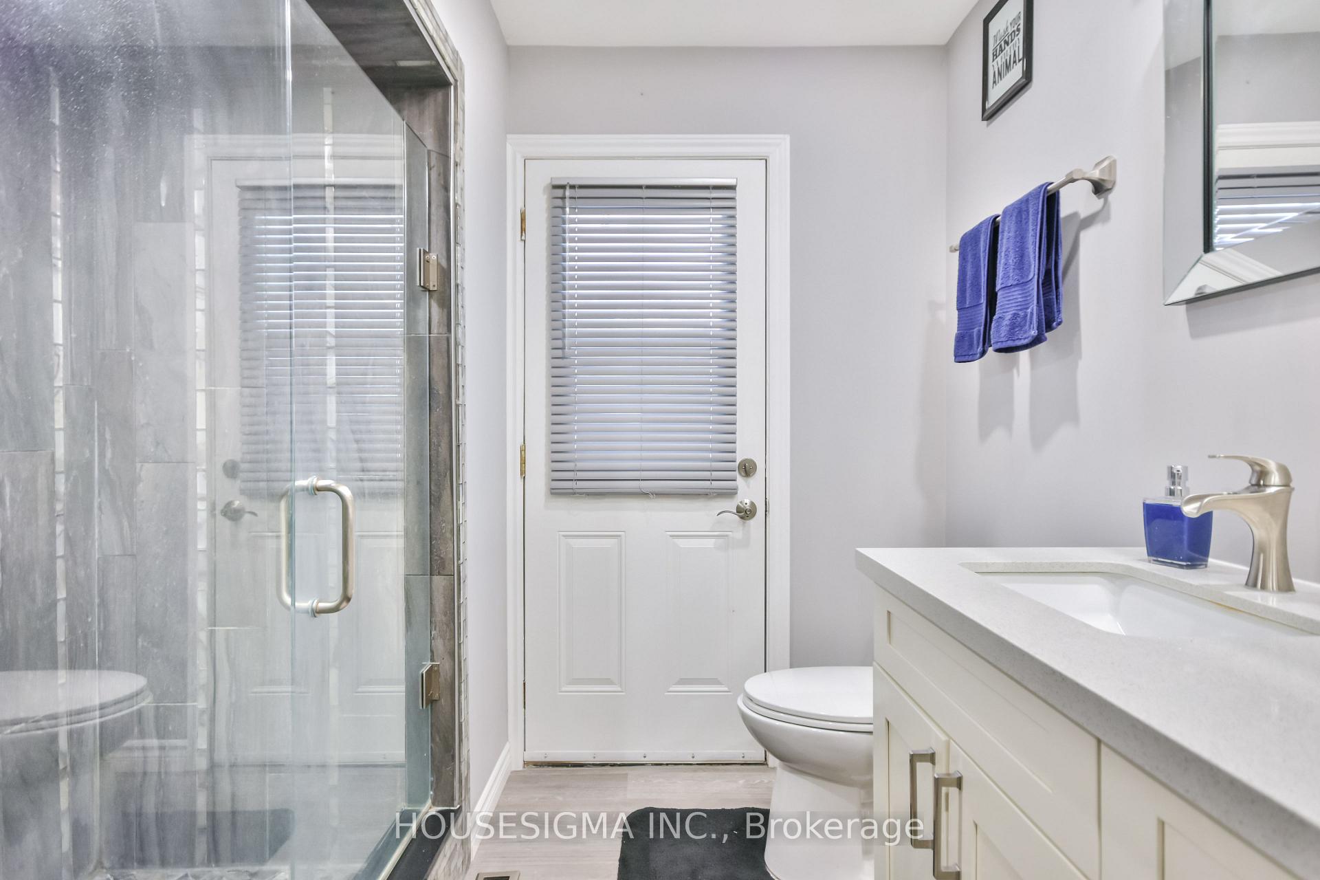 Photo 17 of 229 Sunset Crescent, Innisfil, Stroud — HOMEH