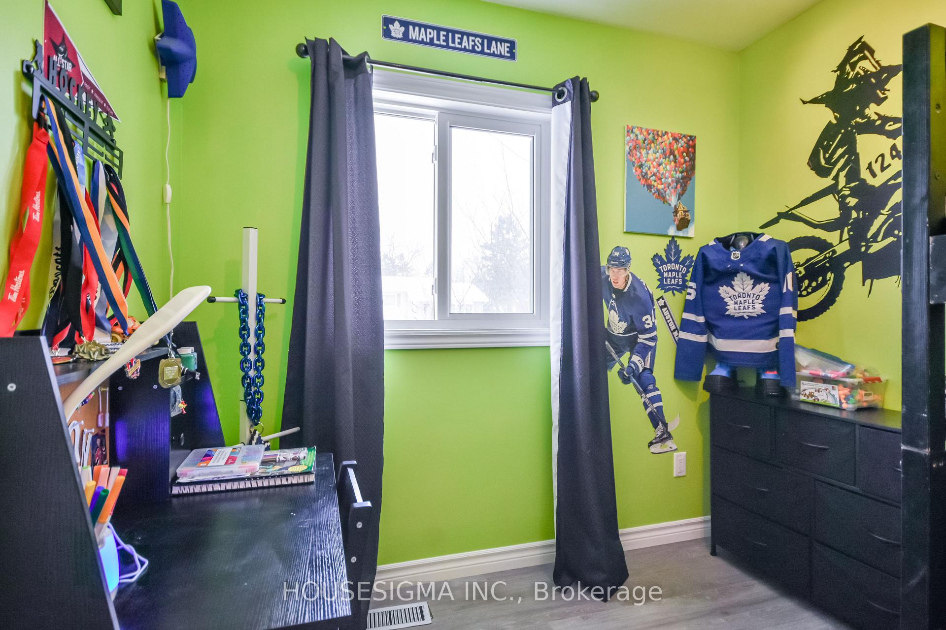 Photo 24 of 229 Sunset Crescent, Innisfil, Stroud — HOMEH
