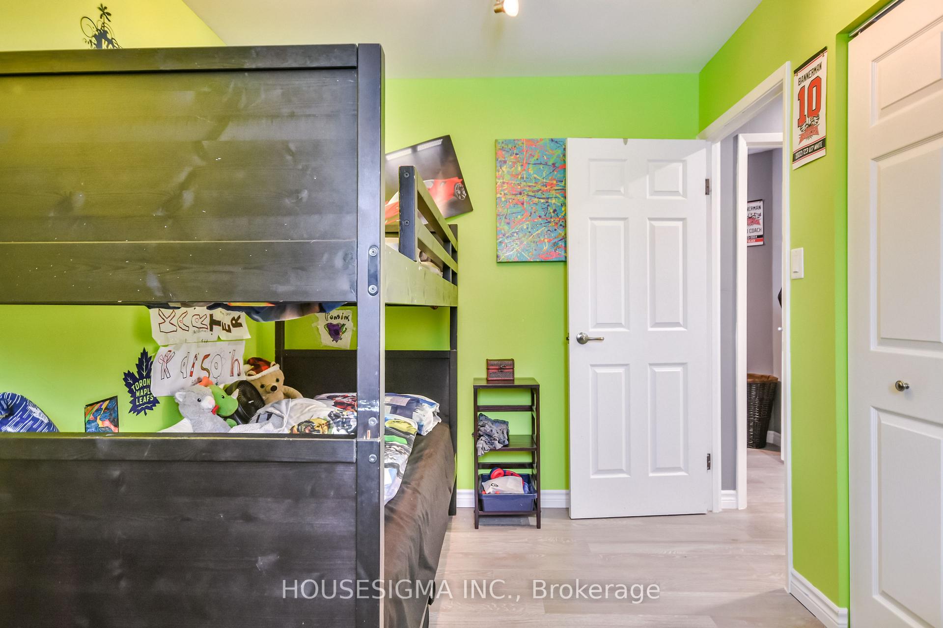 Photo 25 of 229 Sunset Crescent, Innisfil, Stroud — HOMEH