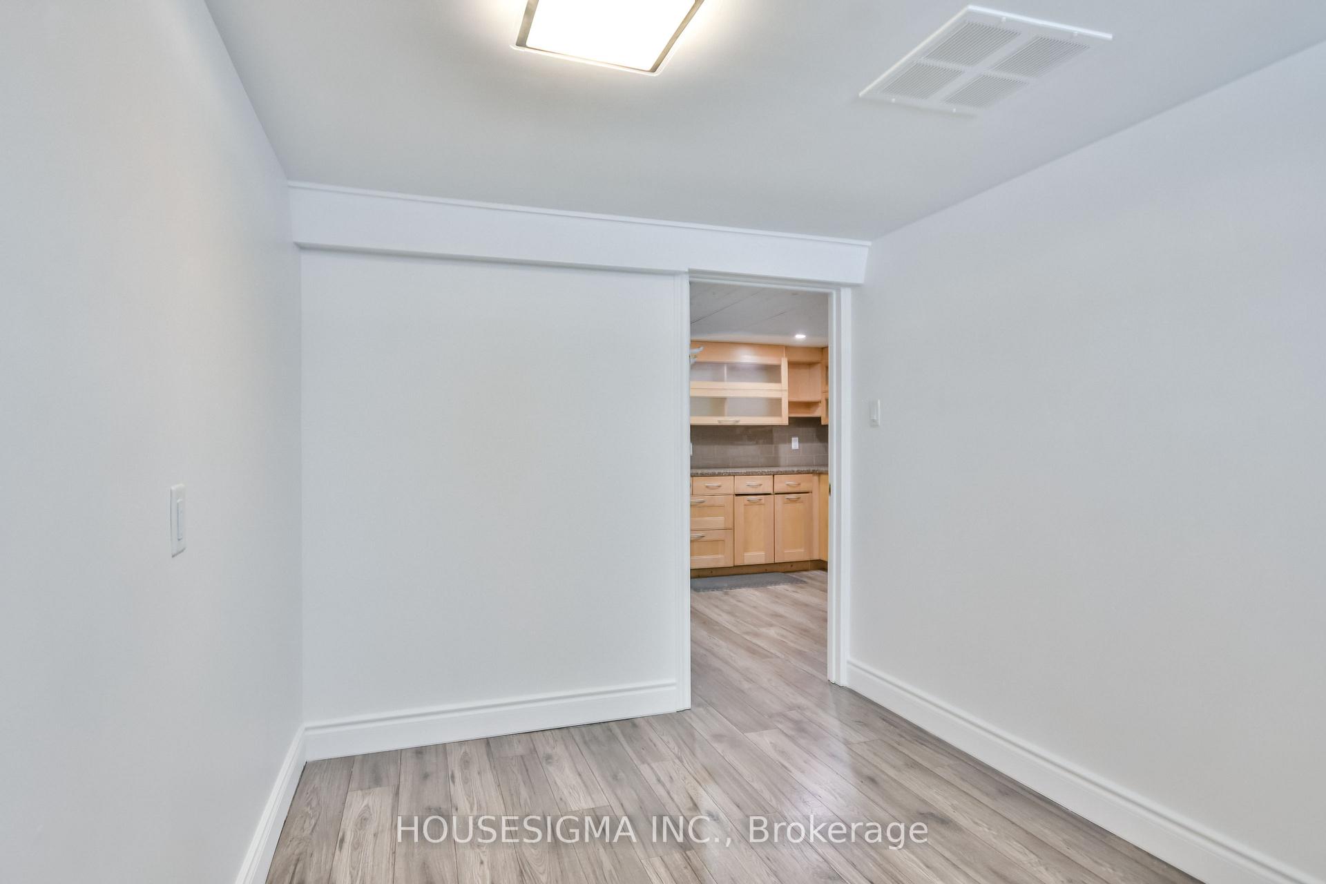 Photo 38 of 229 Sunset Crescent, Innisfil, Stroud — HOMEH