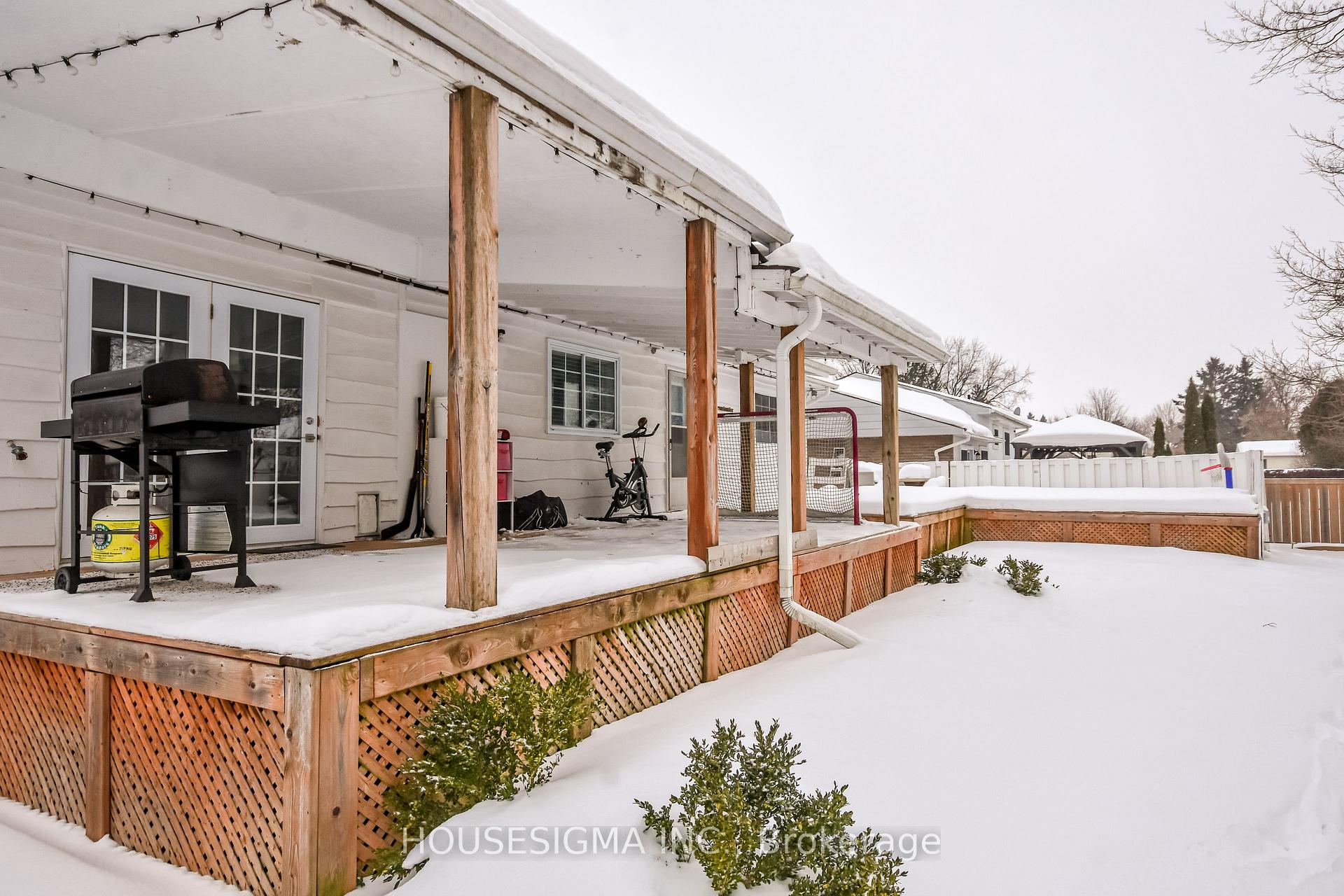 Photo 41 of 229 Sunset Crescent, Innisfil, Stroud — HOMEH