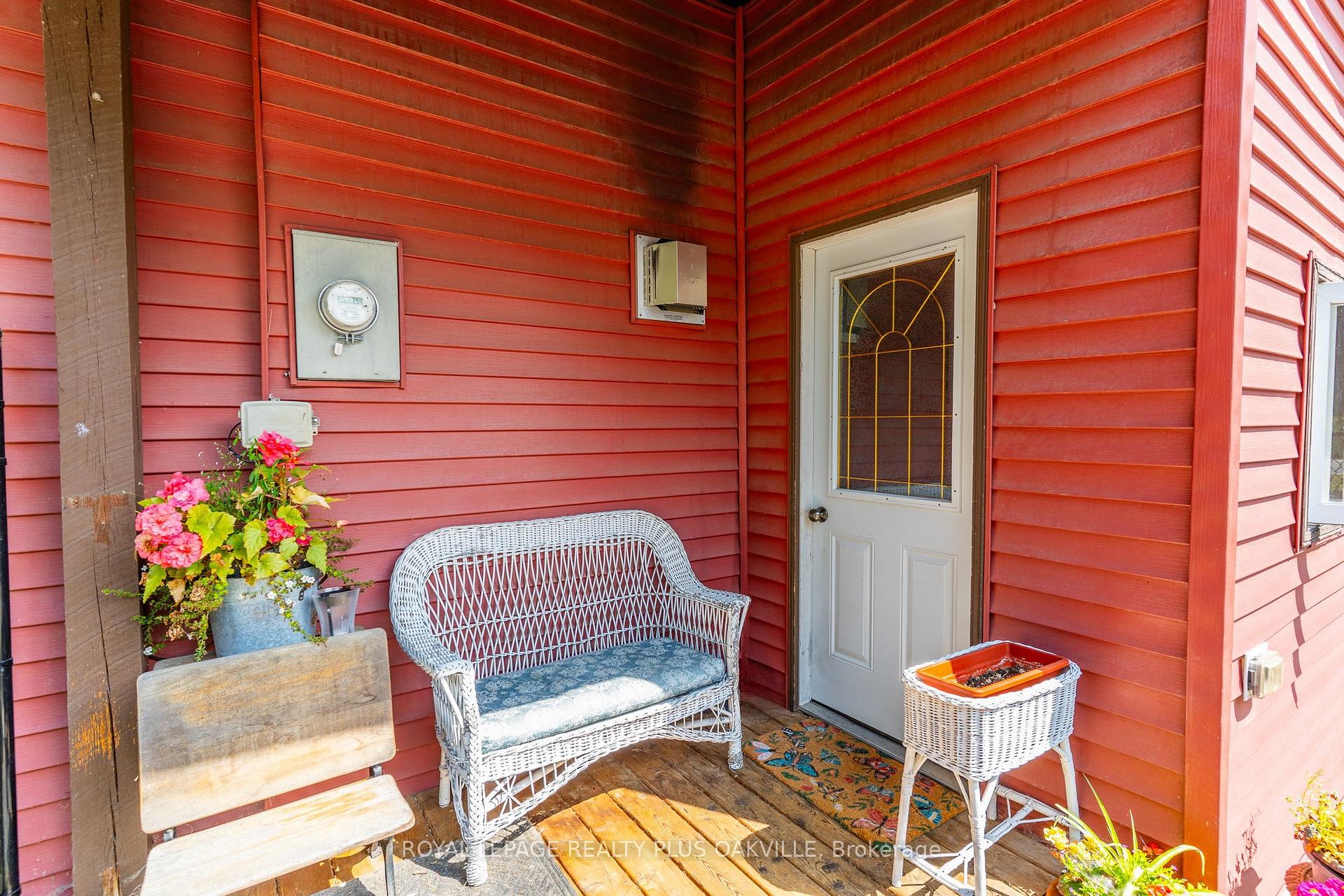 Photo 3 of 322 Bobcaygeon Road, Minden Hills, Minden — HOMEH