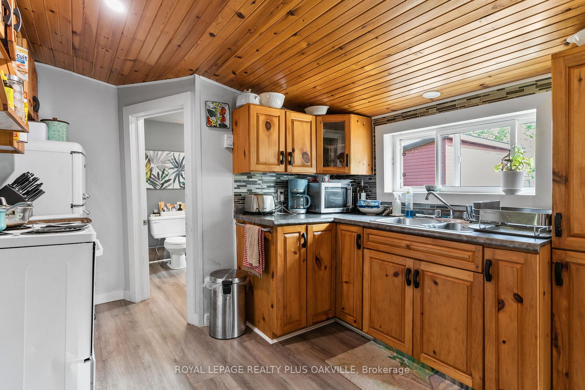 Photo 7 of 322 Bobcaygeon Road, Minden Hills, Minden — HOMEH
