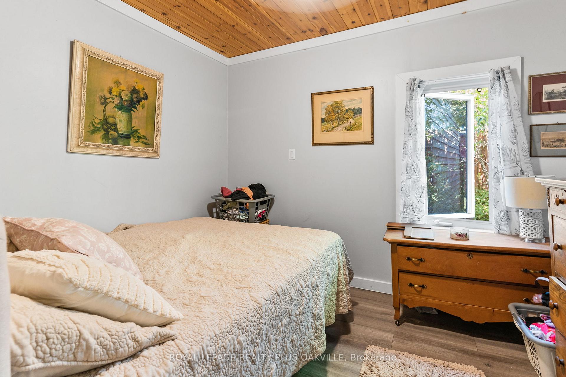 Photo 16 of 322 Bobcaygeon Road, Minden Hills, Minden — HOMEH