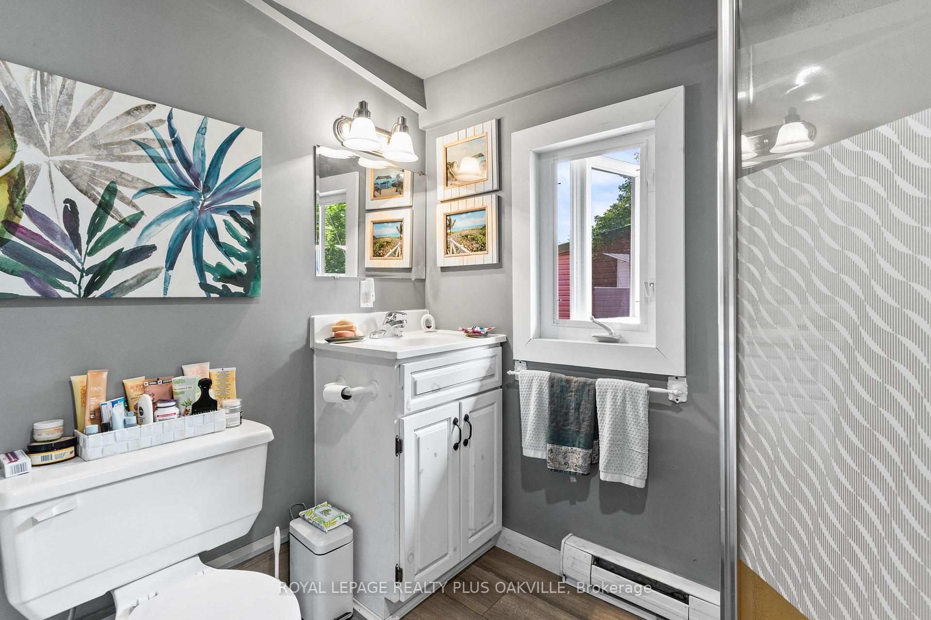 Photo 17 of 322 Bobcaygeon Road, Minden Hills, Minden — HOMEH